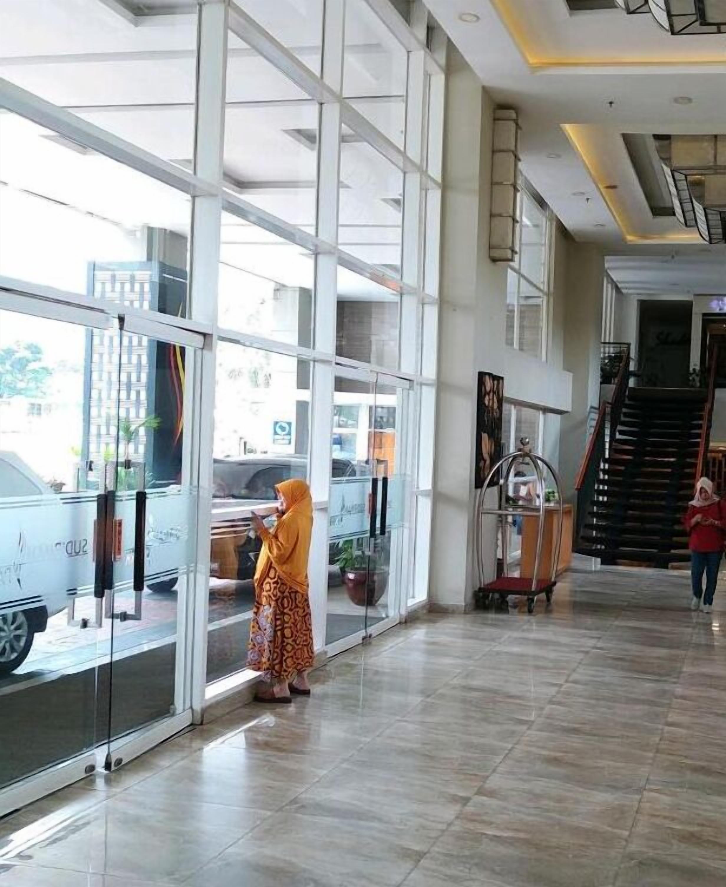 Sudirman Park Apartment by Merry