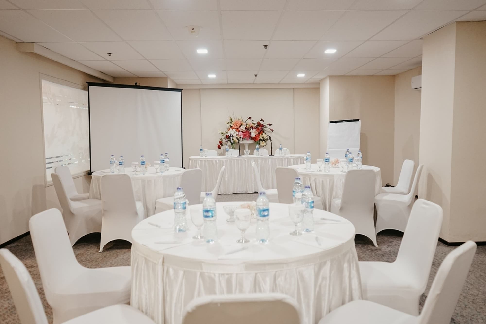 1O1 URBAN Jakarta Thamrin