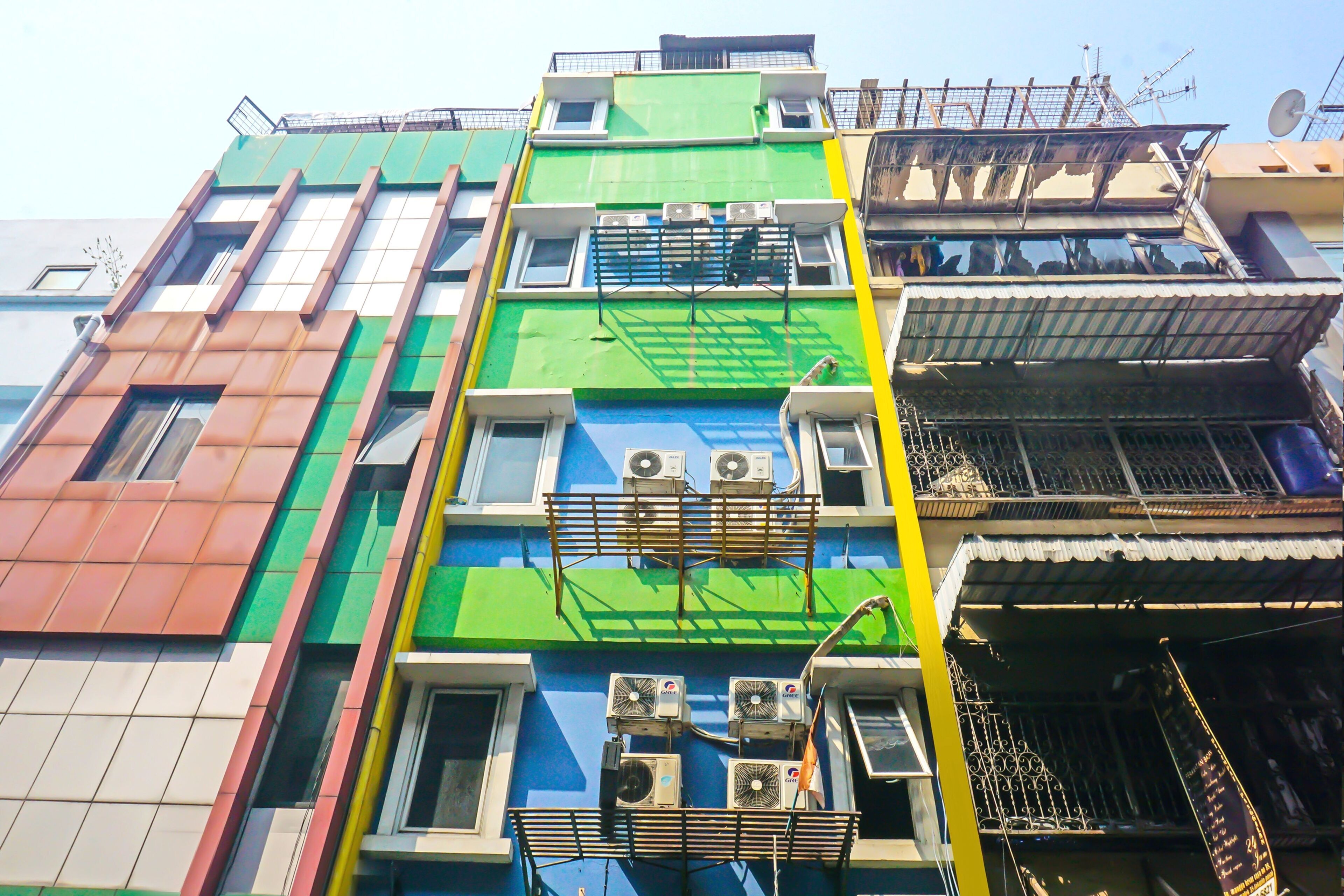 Tangki Residence 2 By OYO