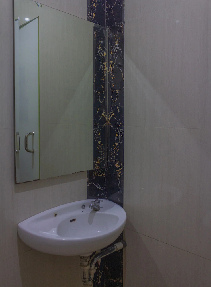 Tebet Residence By OYO Rooms