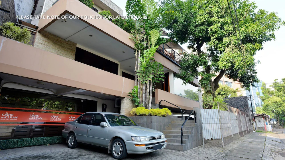 Terogong Sembilan by ZEN Rooms