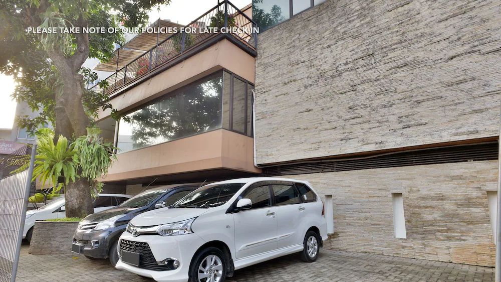 Terogong Sembilan by ZEN Rooms