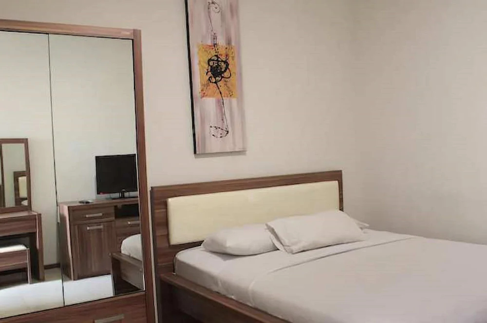 Thamrin Condotel by OYO Rooms