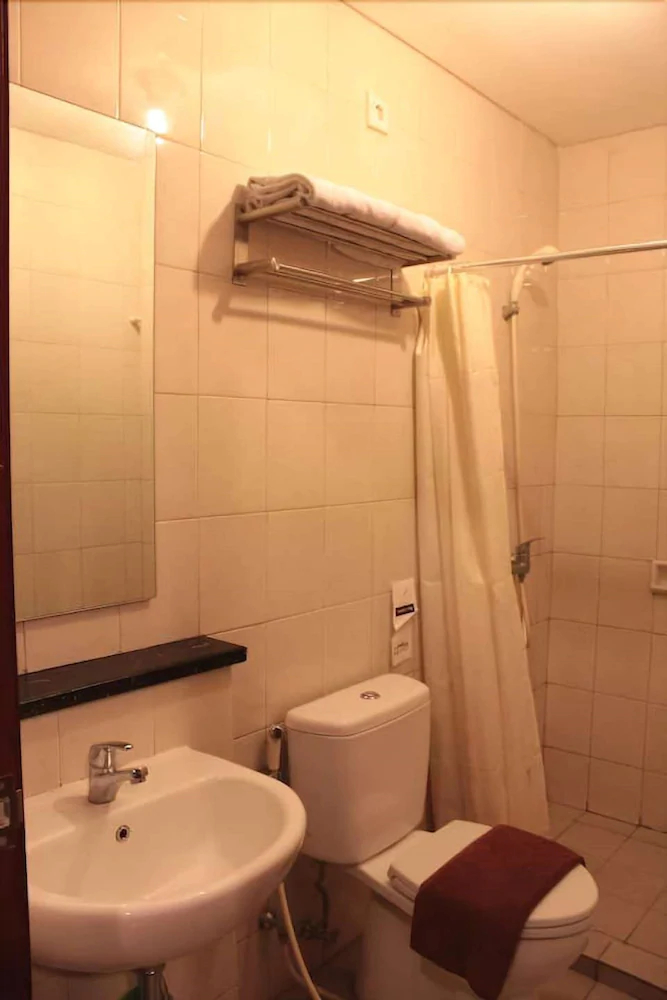 Thamrin Condotel by OYO Rooms