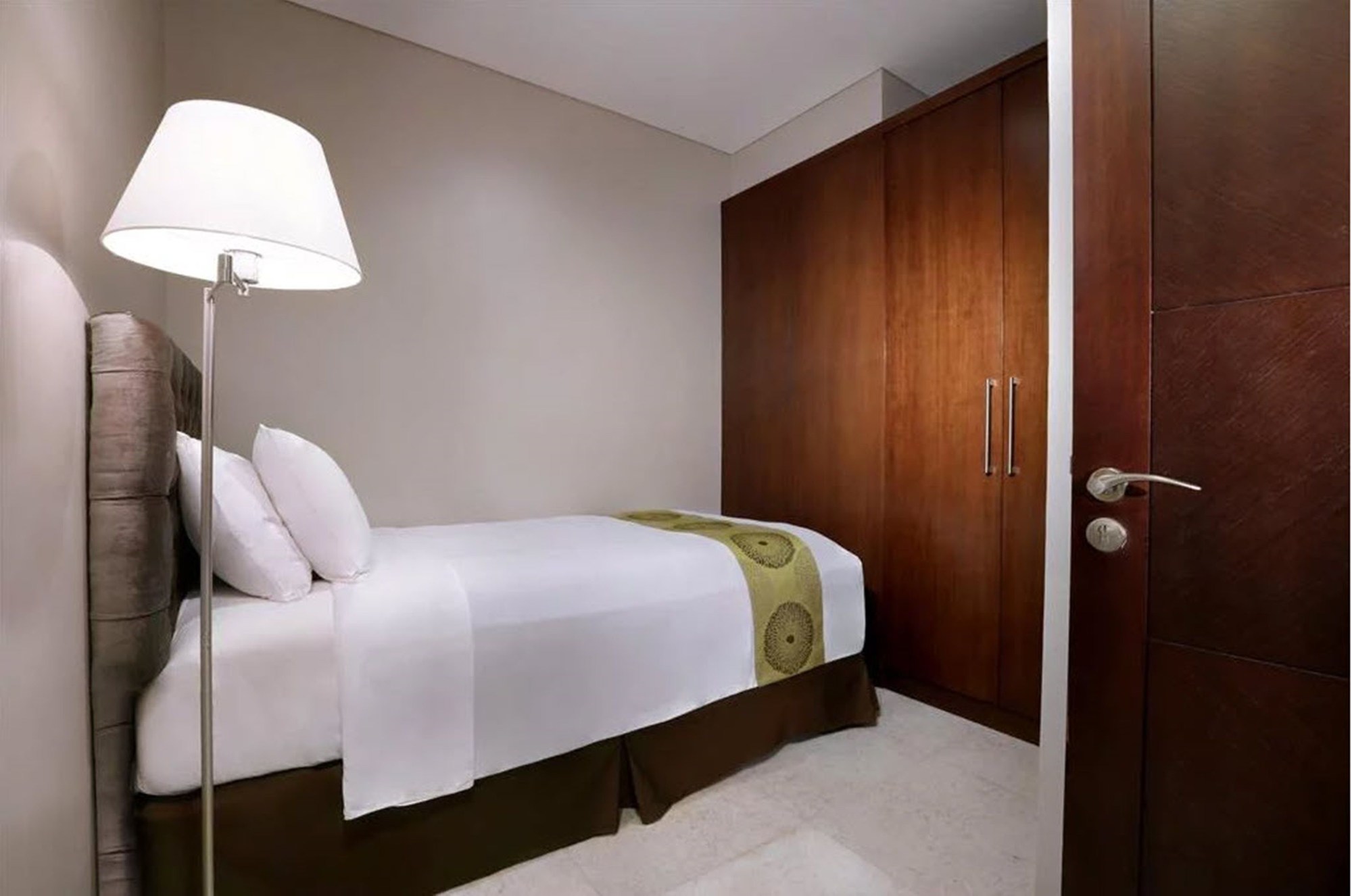 The Grove Suites