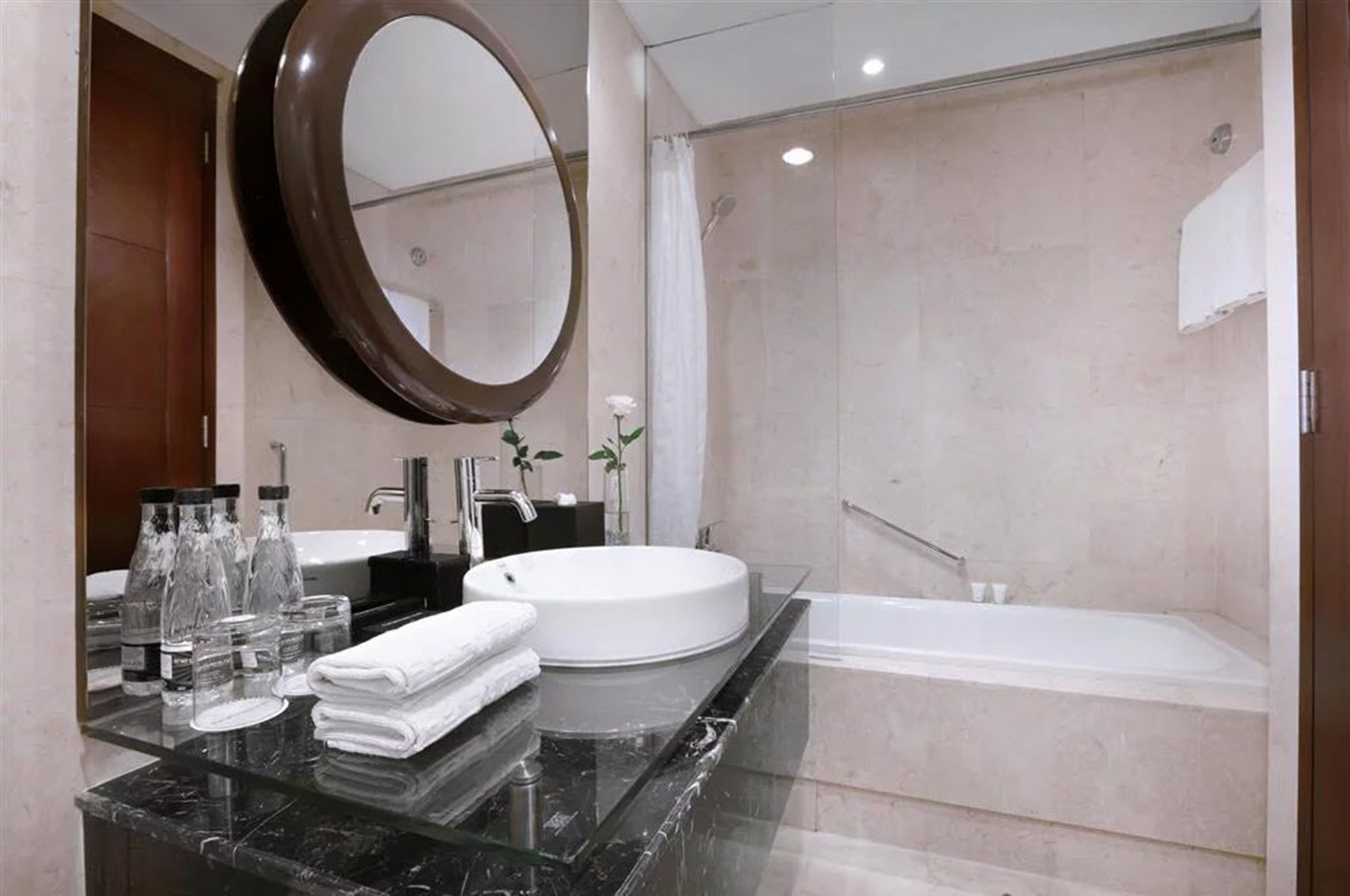 The Grove Suites