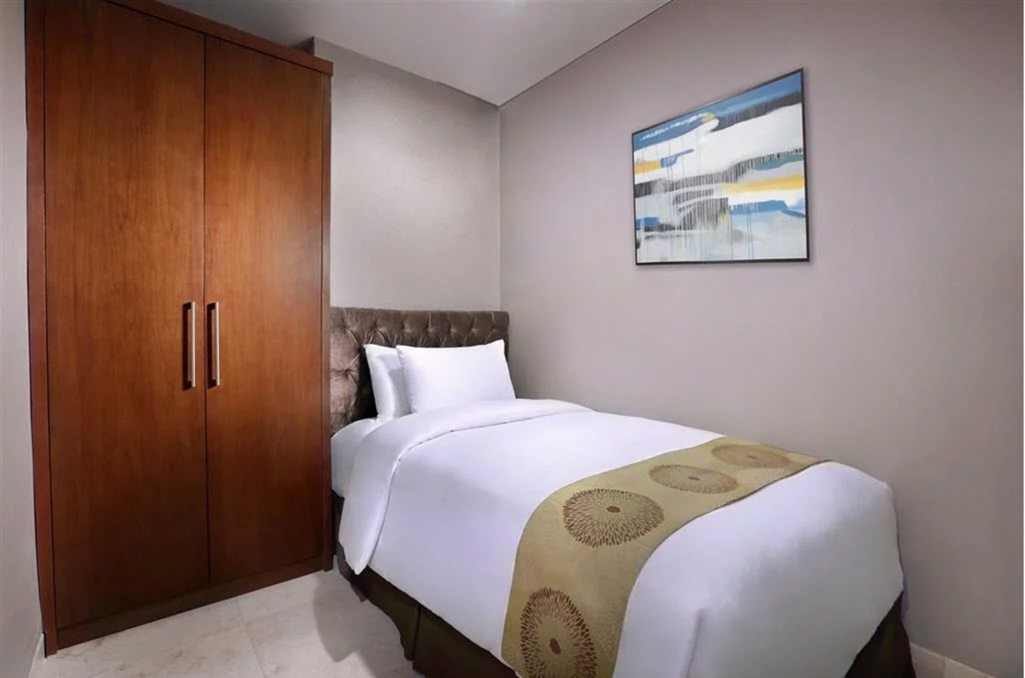 The Grove Suites