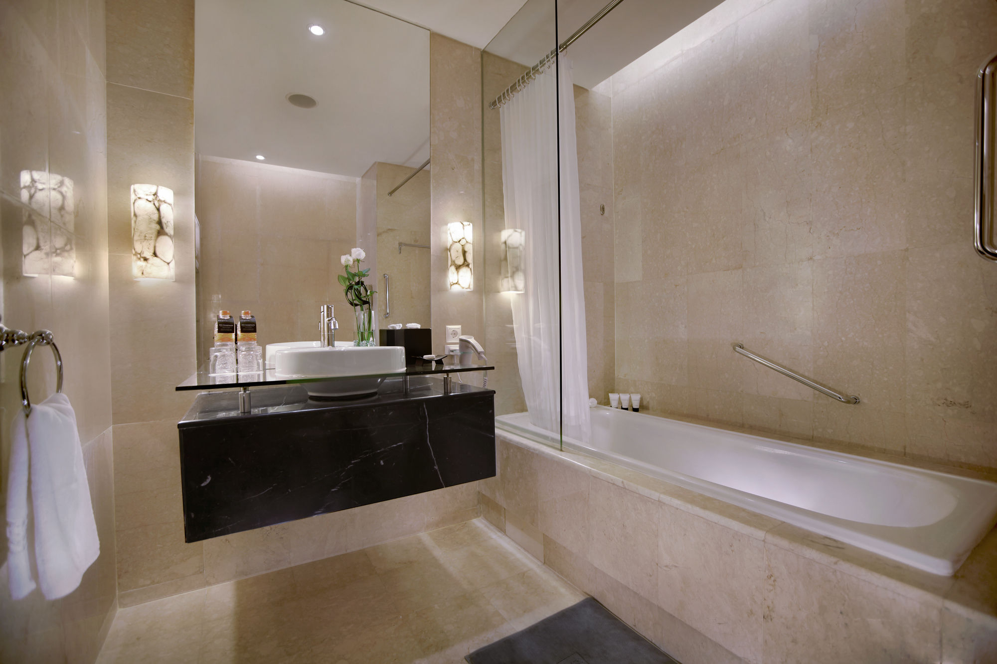 The Grove Suites