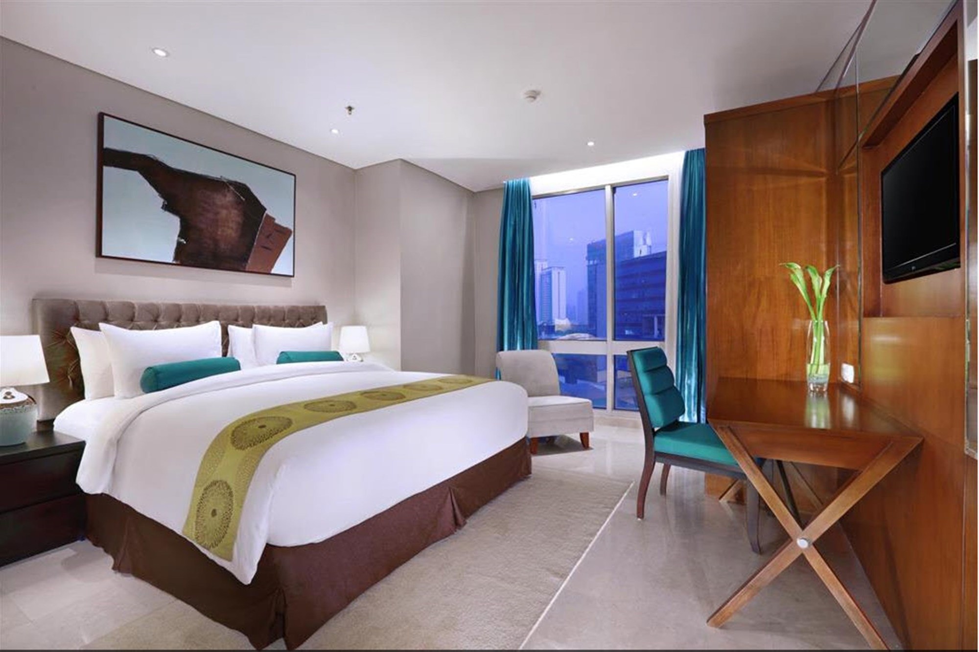 The Grove Suites