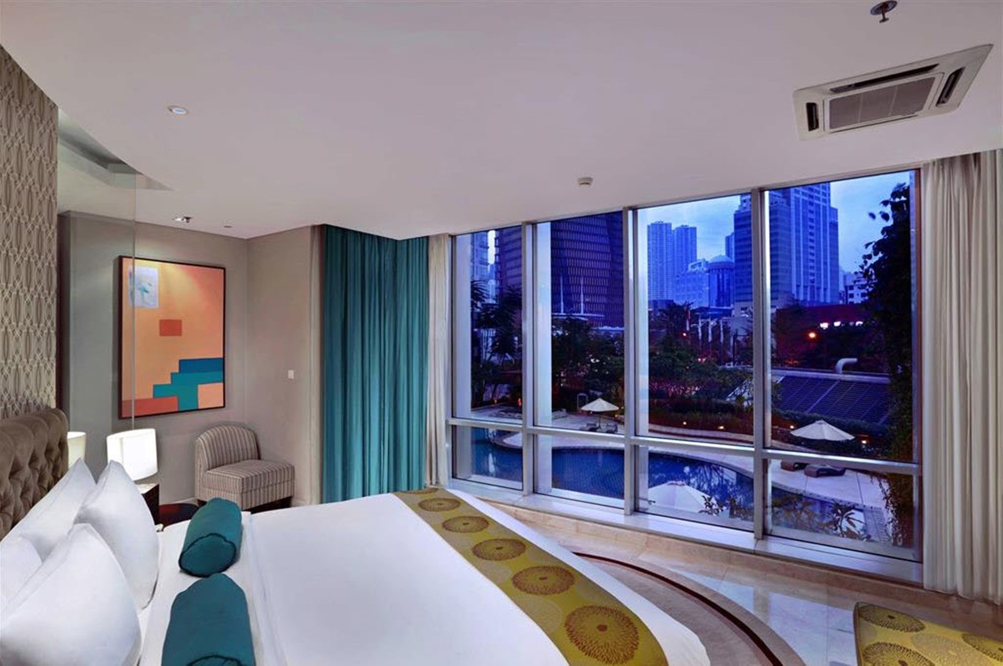 The Grove Suites