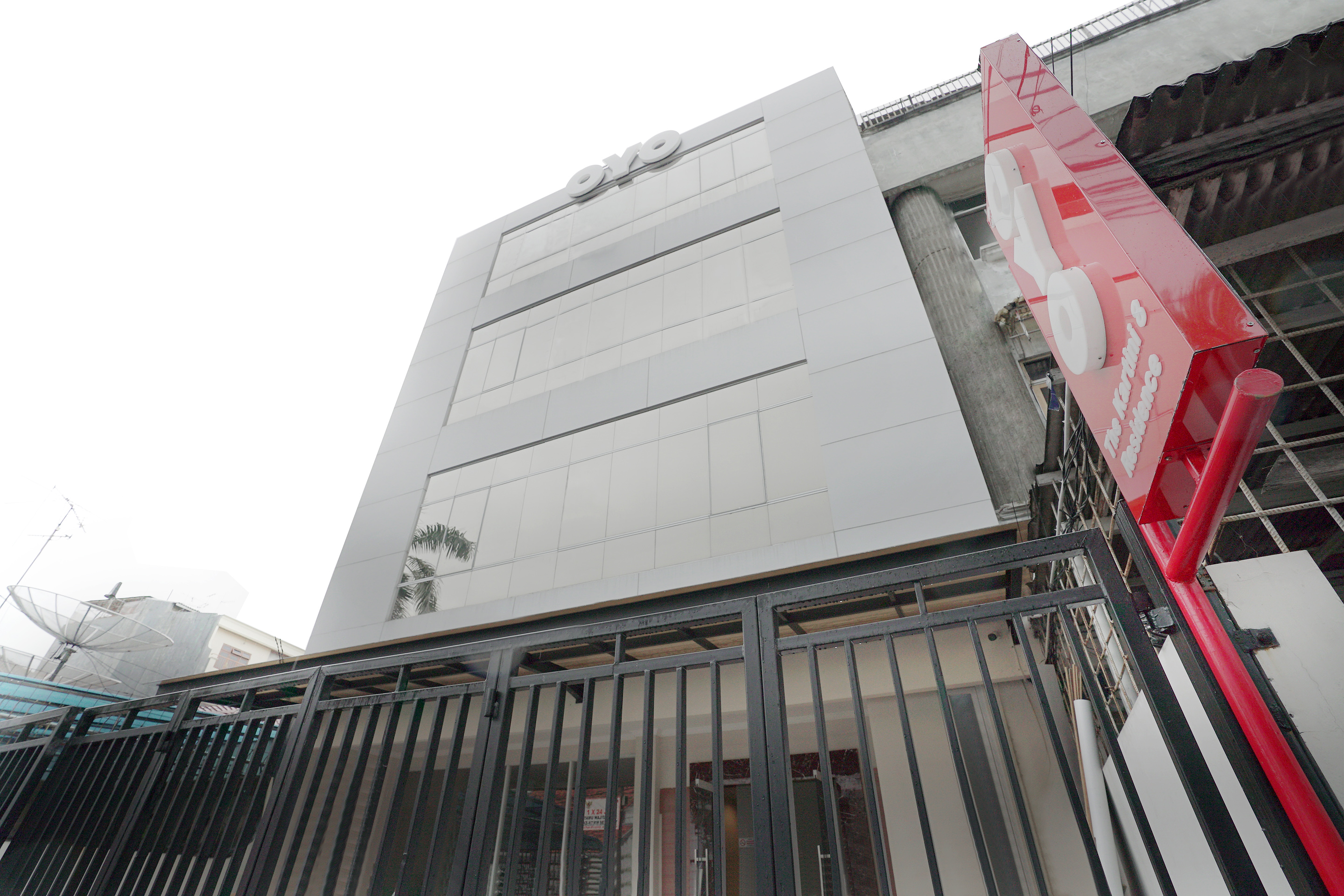 The Kartini 8 Residence By OYO Rooms