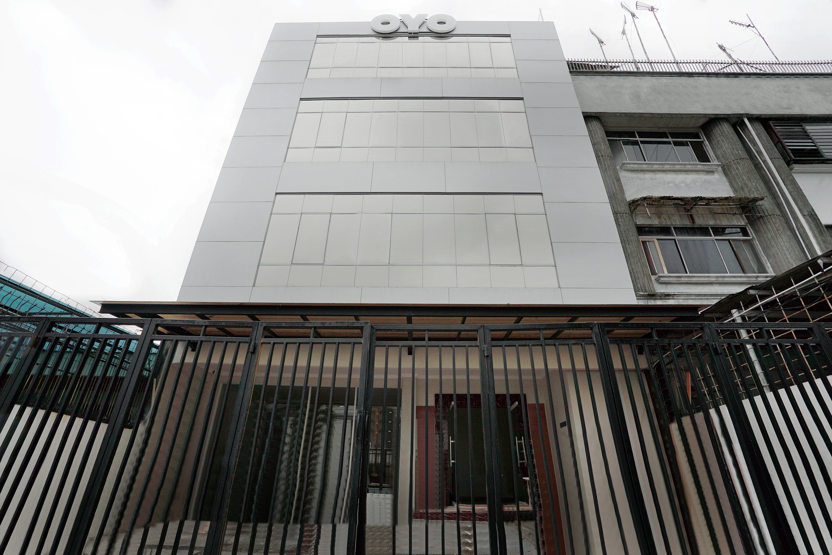 The Kartini 8 Residence By OYO Rooms