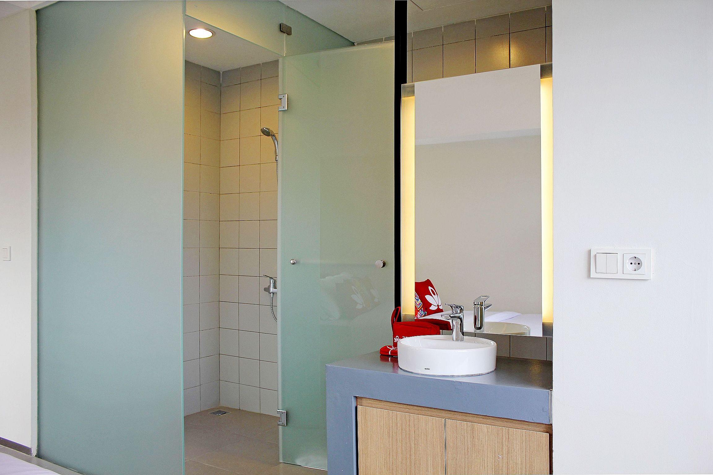 The Loji Patra Kuningan by ZEN Rooms