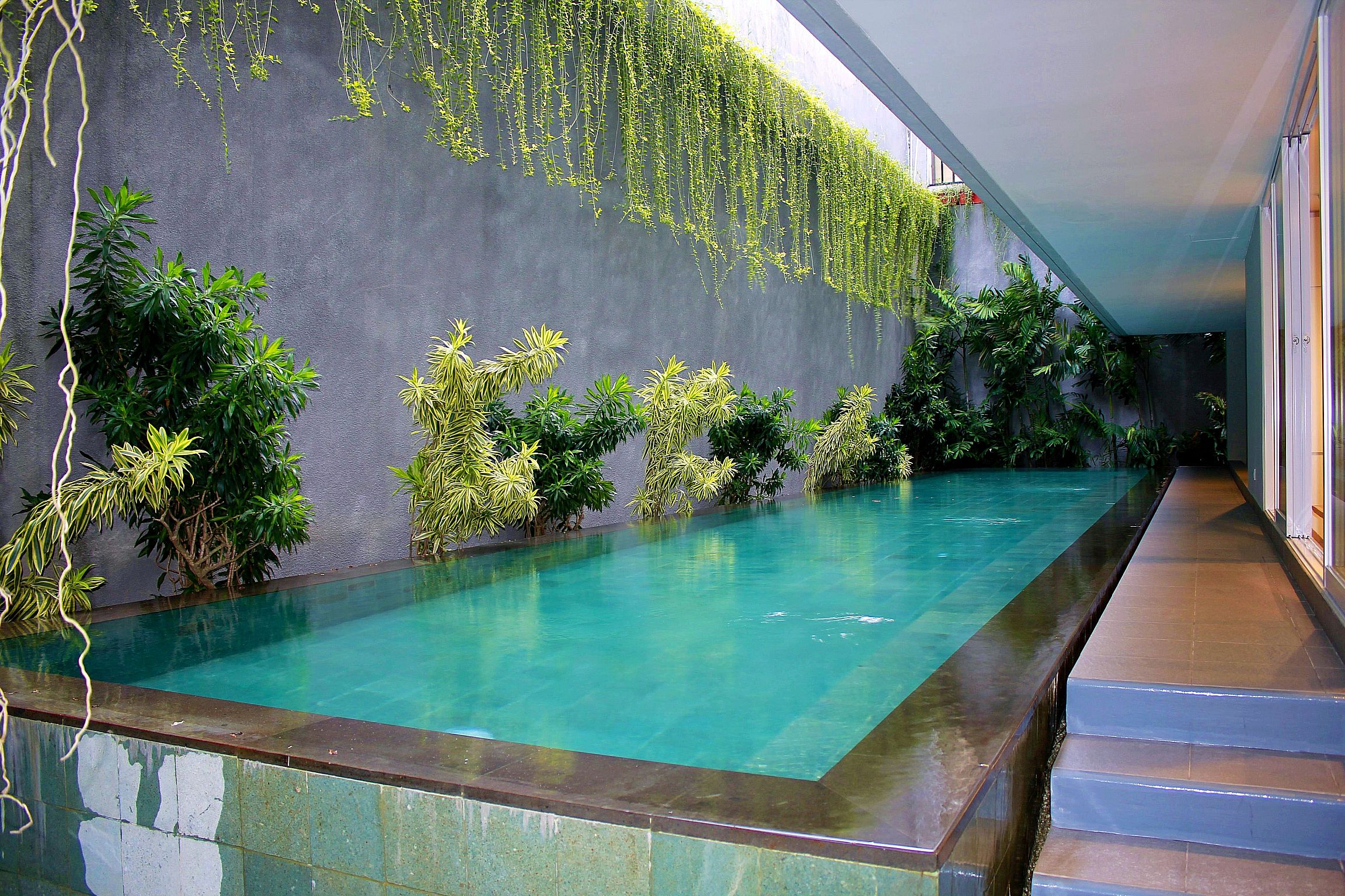 The Loji Patra Kuningan by ZEN Rooms