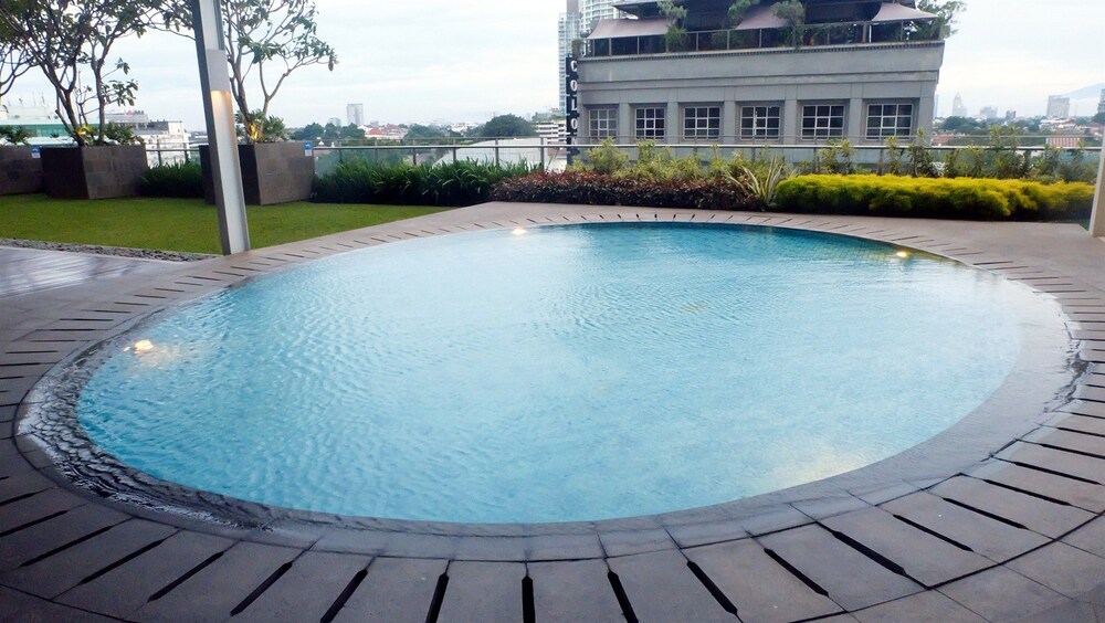 The Mansion At Kemang