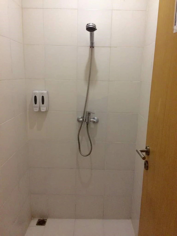 The Packer Lodge Hostel