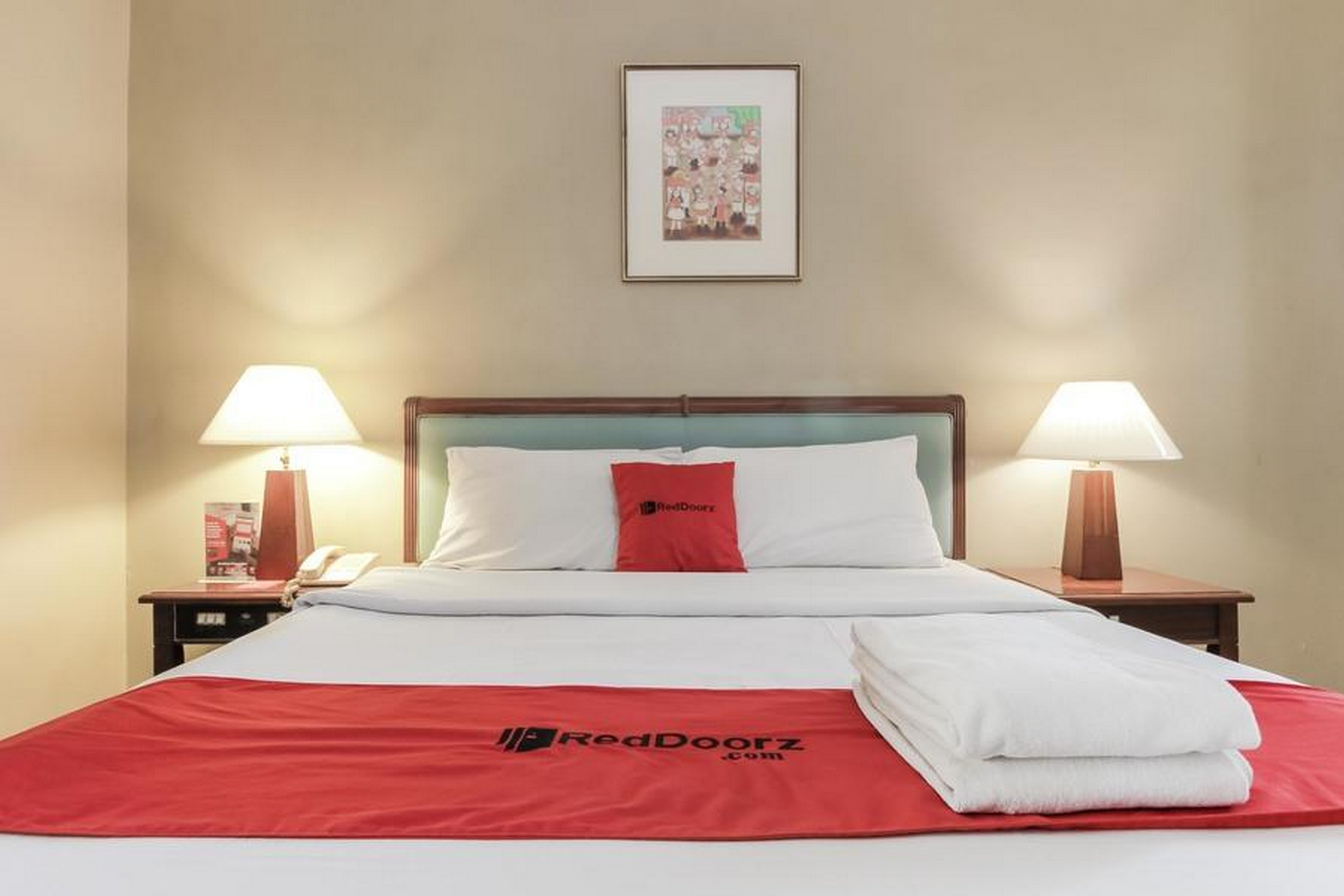 The Paragon Hotel by RedDoorz