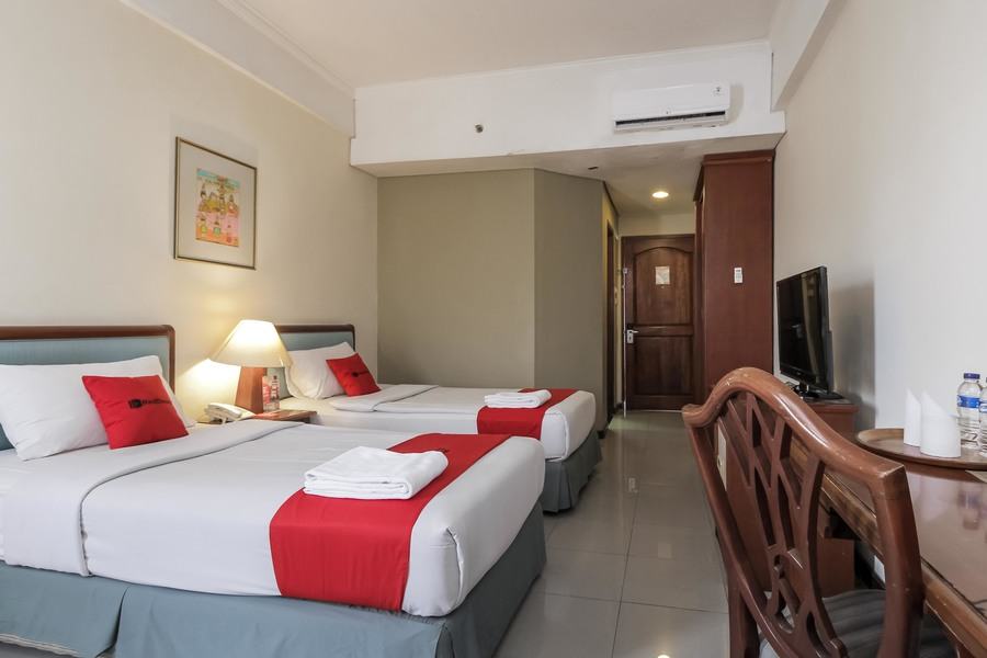 The Paragon Hotel by RedDoorz