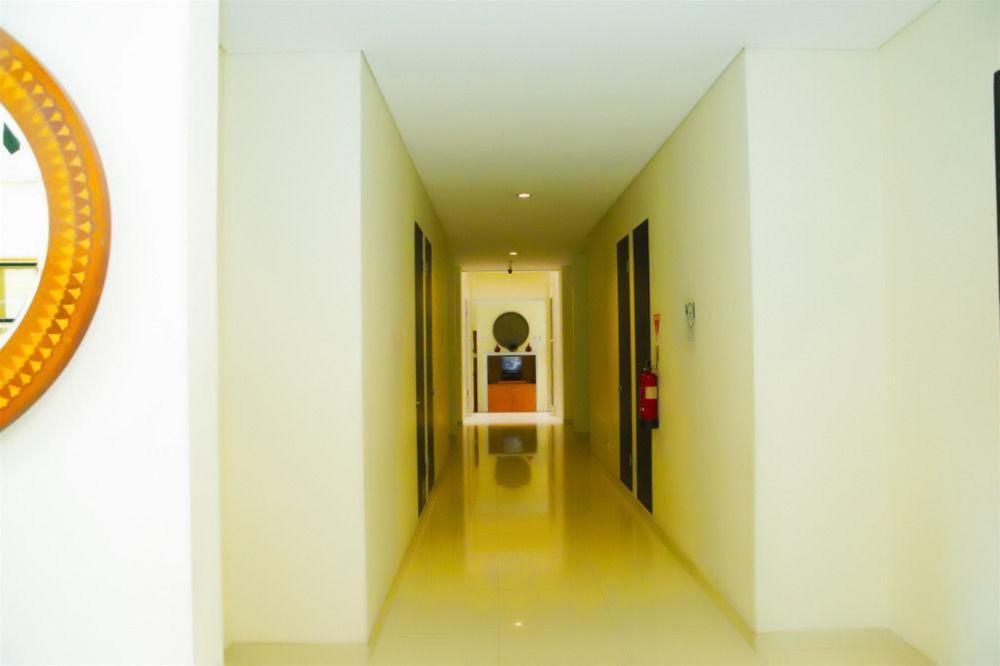 Arimbi Pejaten Suites