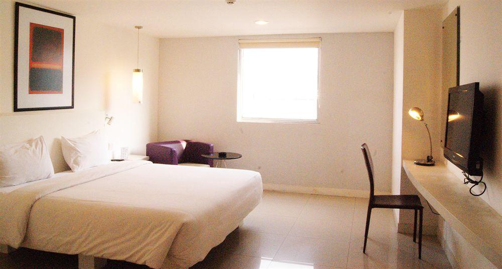 The Plaza Hotel Glodok