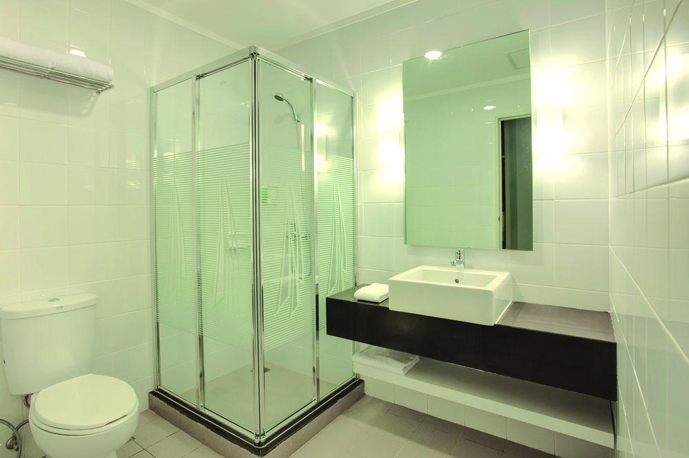 The Plaza Hotel Glodok