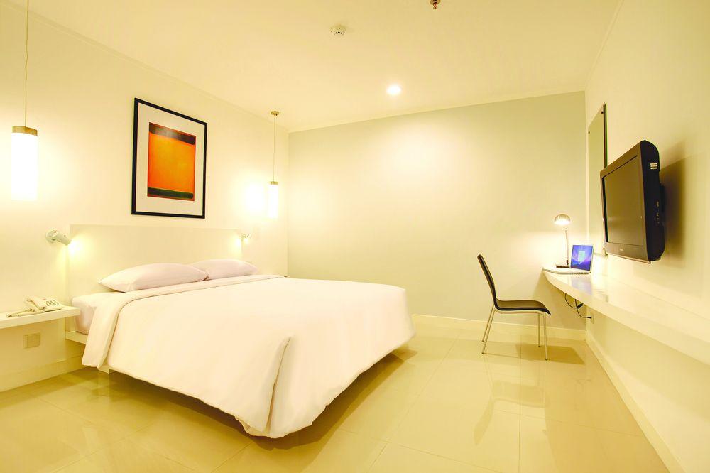 The Plaza Hotel Glodok