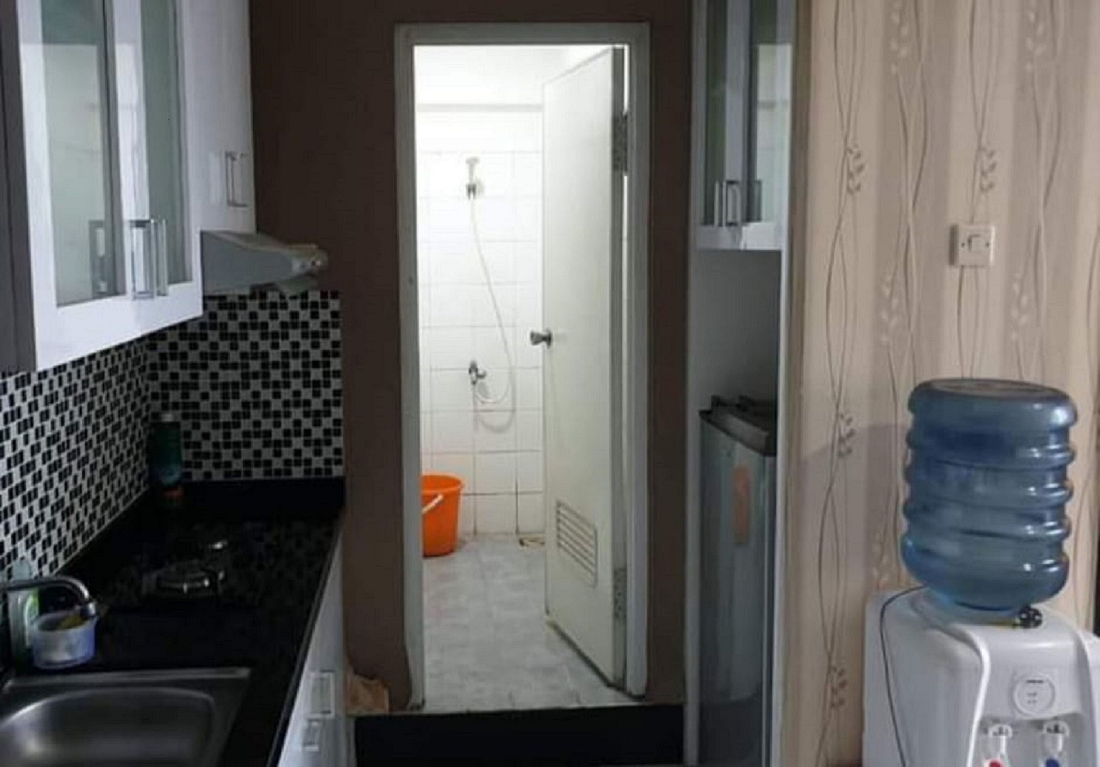 The Roomos Hotel Apartemen