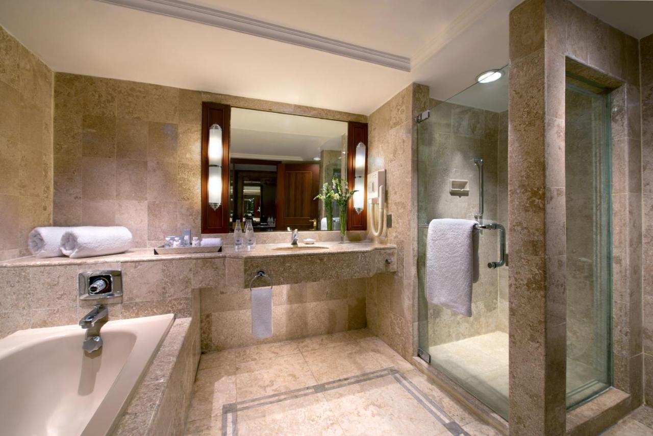 The Sultan Hotel
