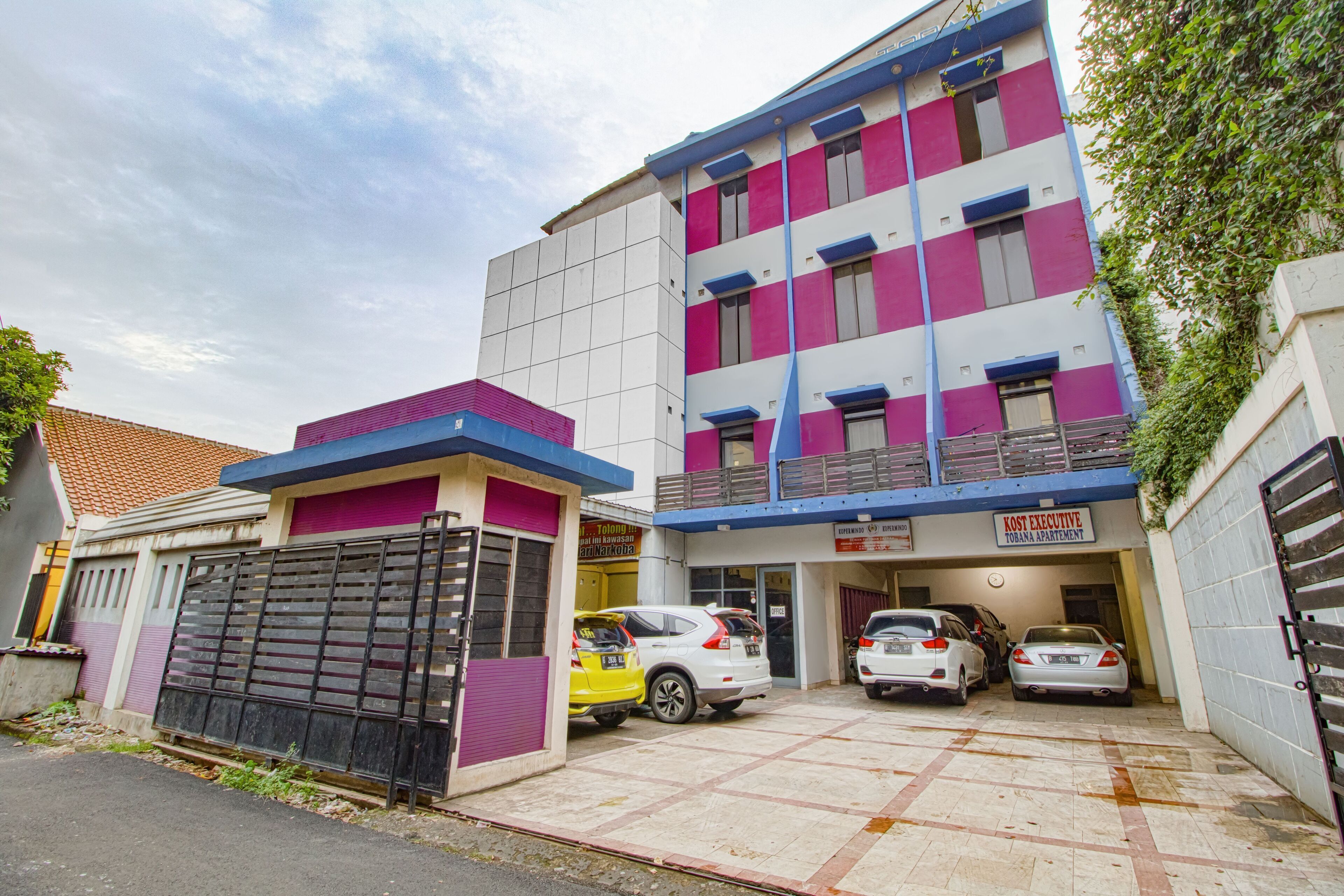 OYO 90696 Tobana House Bintaro