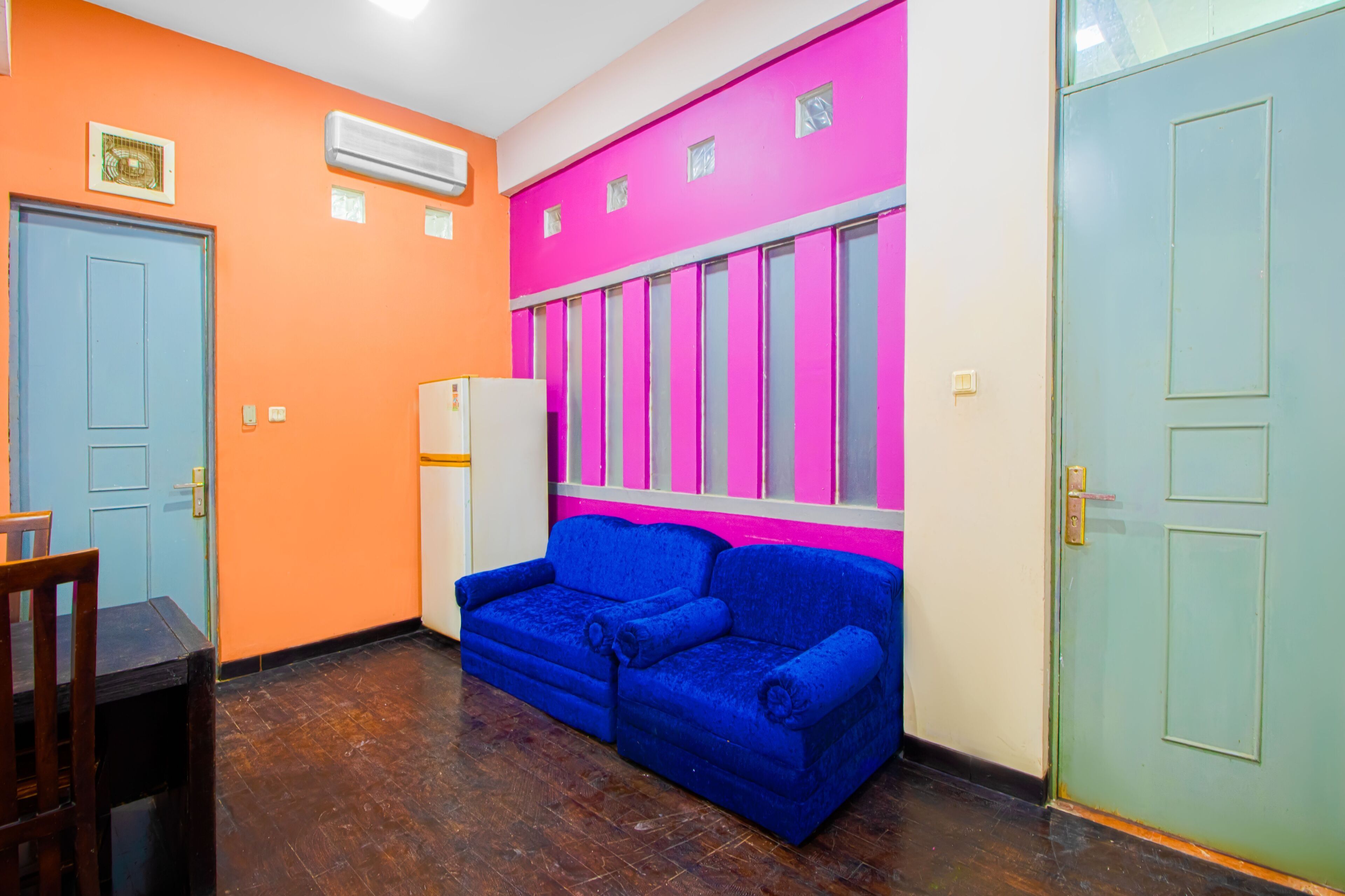 OYO 90696 Tobana House Bintaro