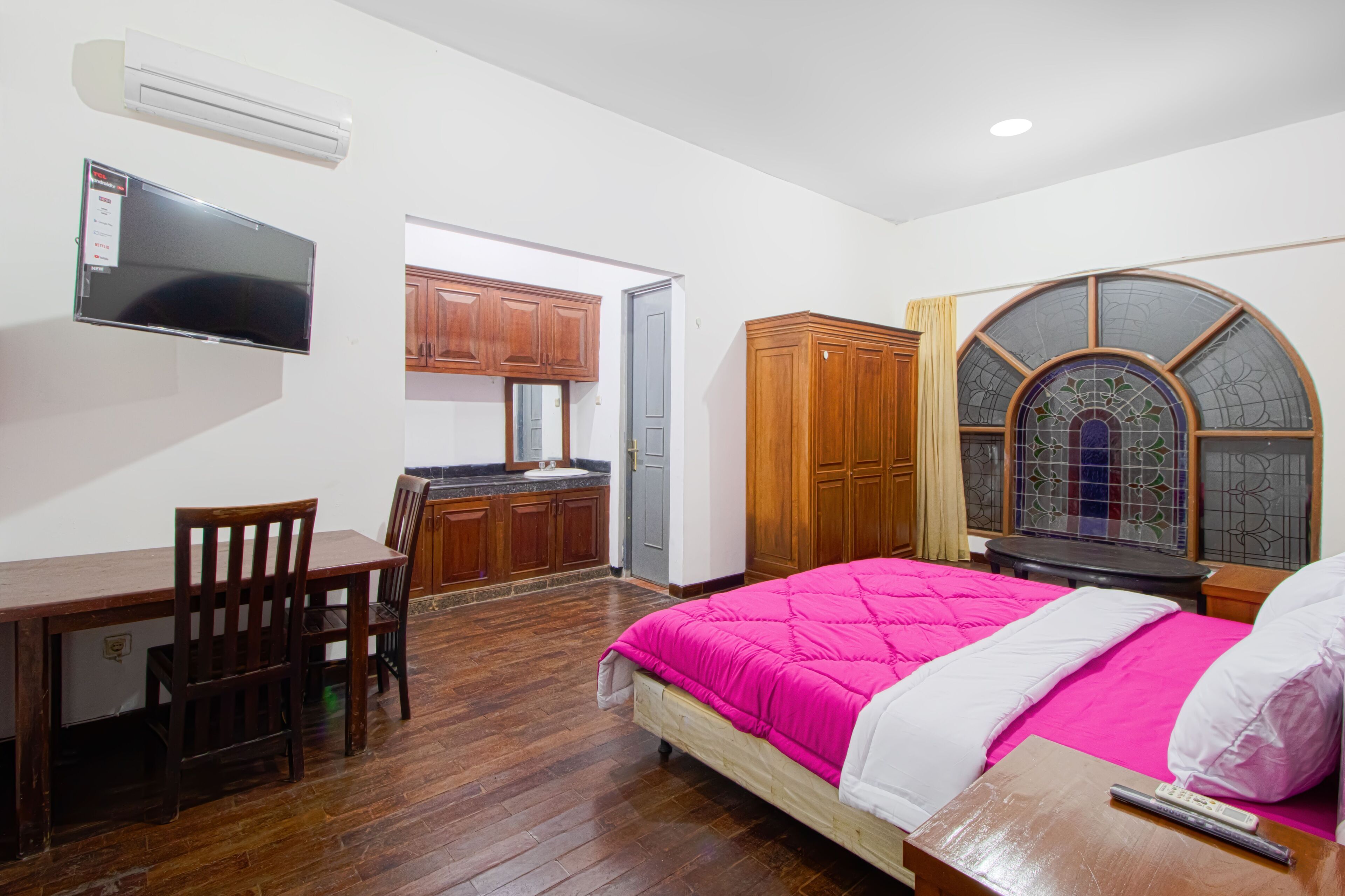 OYO 90696 Tobana House Bintaro