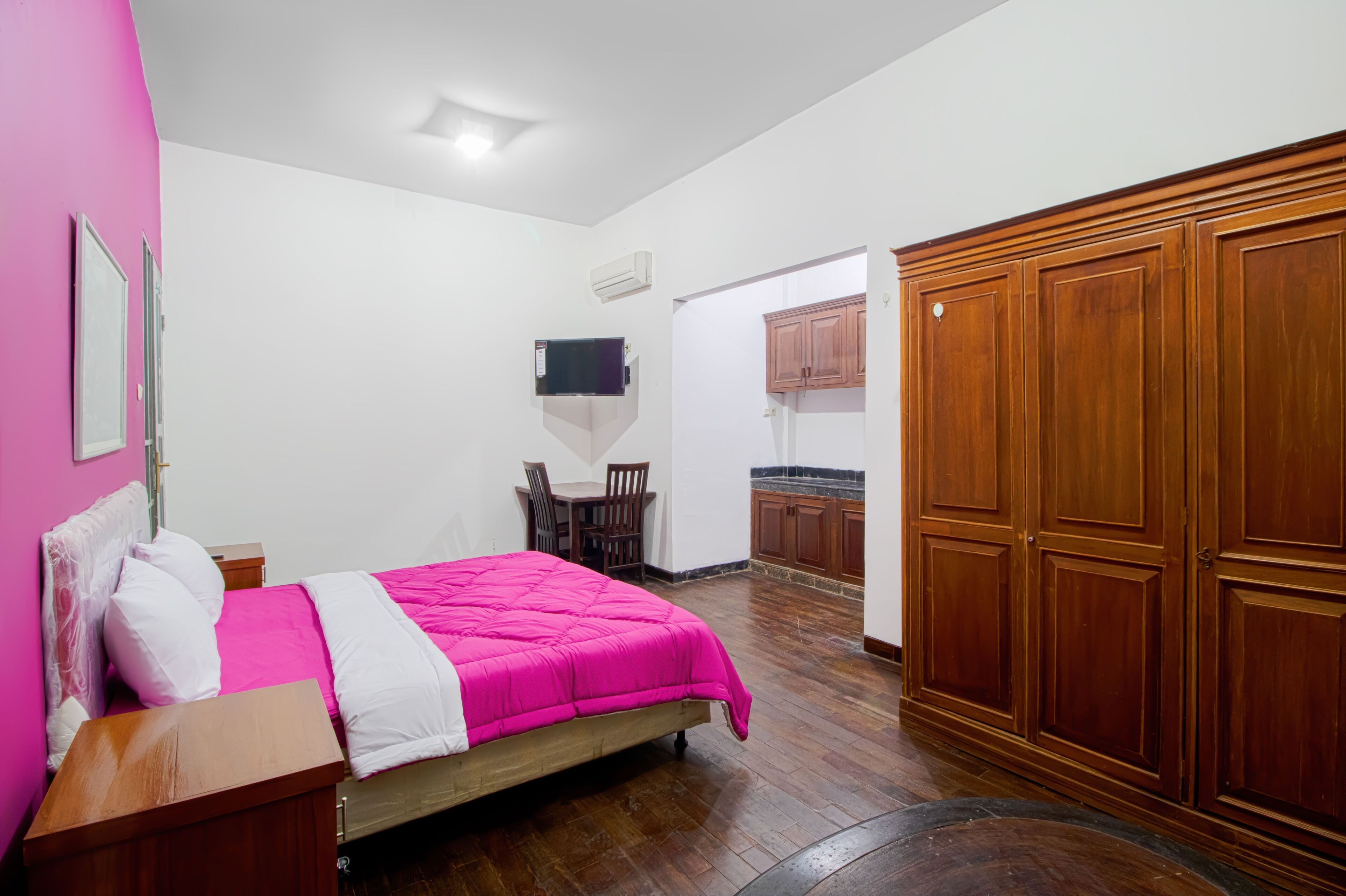 OYO 90696 Tobana House Bintaro