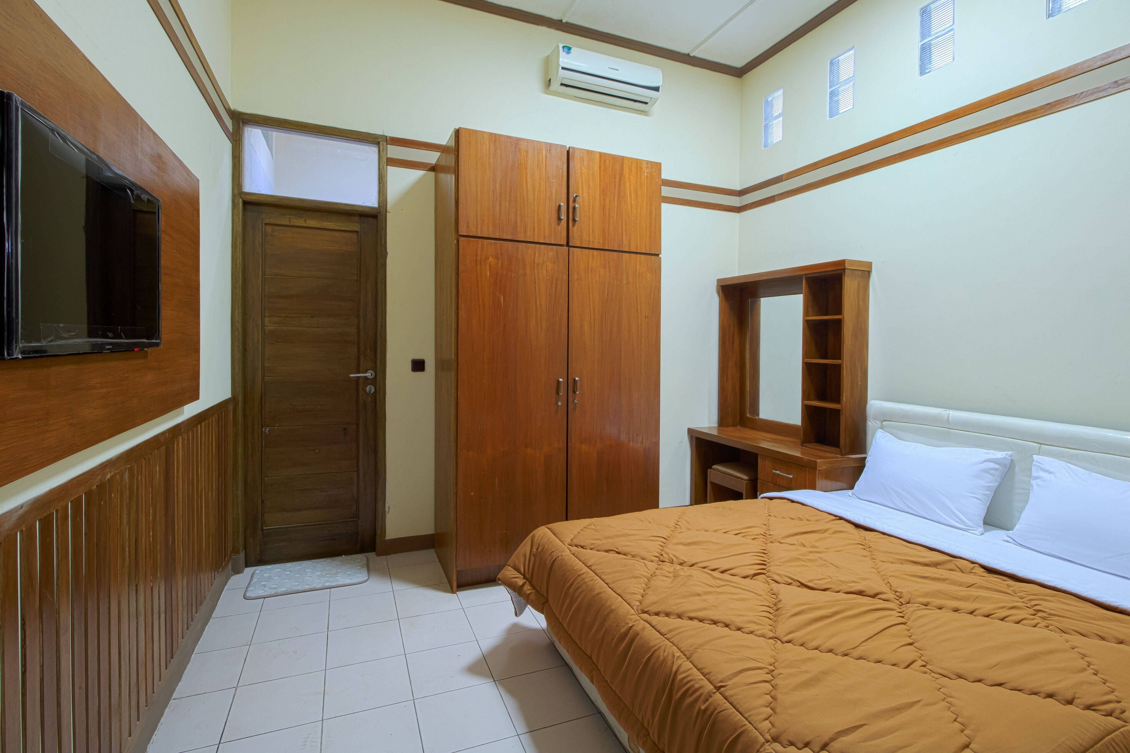 Tobana Pejaten House