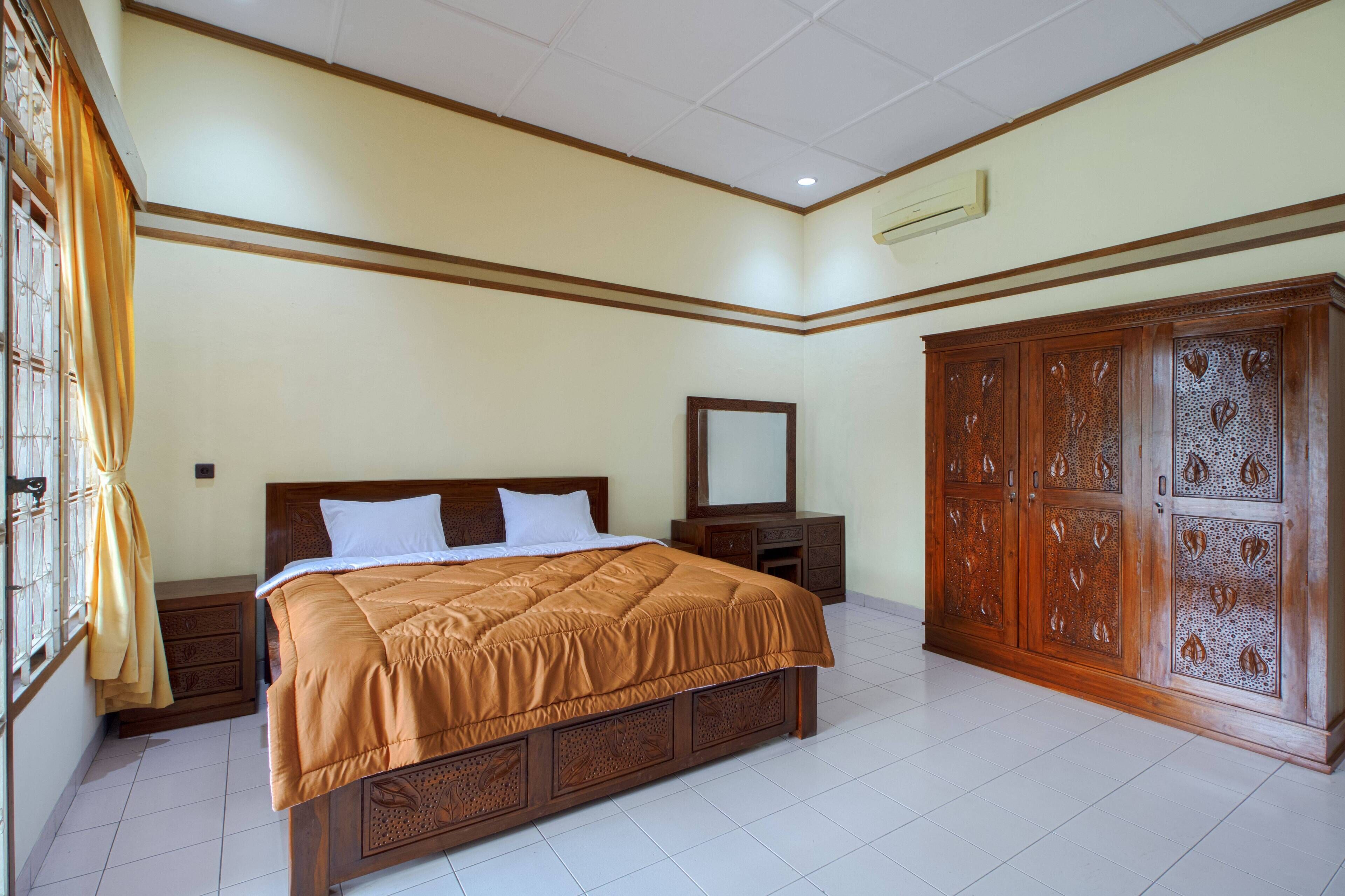 Tobana Pejaten House