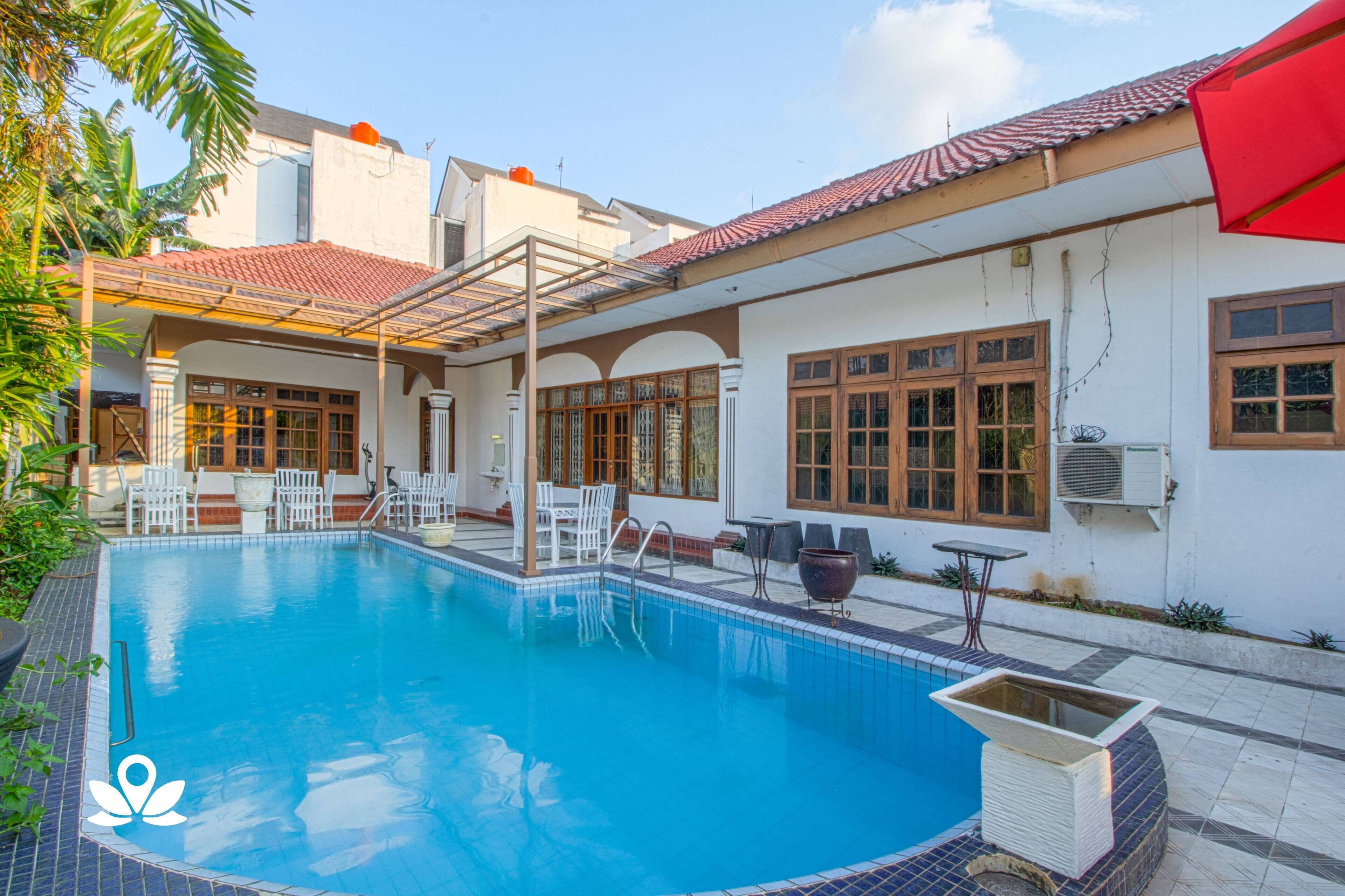 Tobana Pejaten House