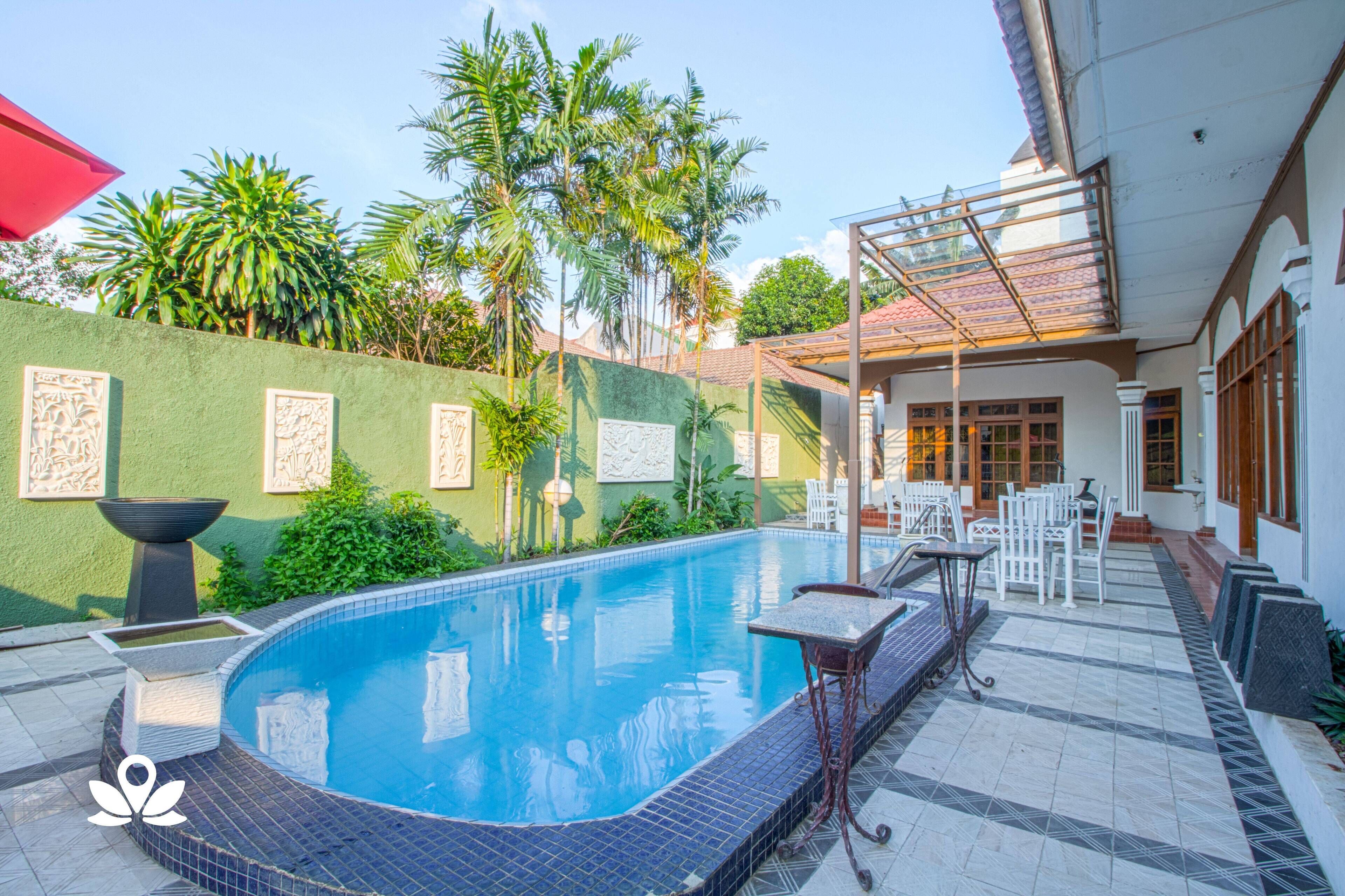 Tobana Pejaten House