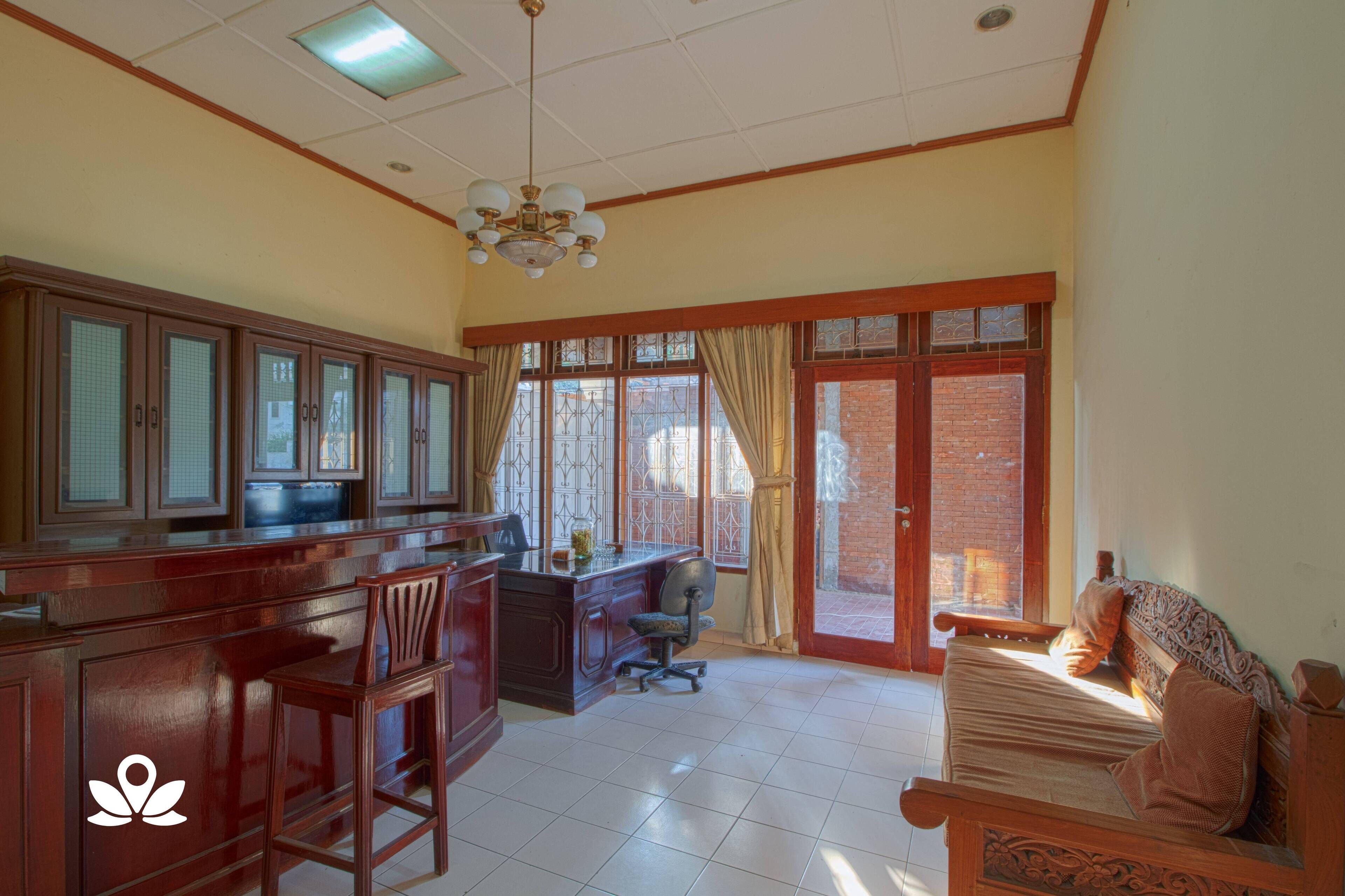 Tobana Pejaten House