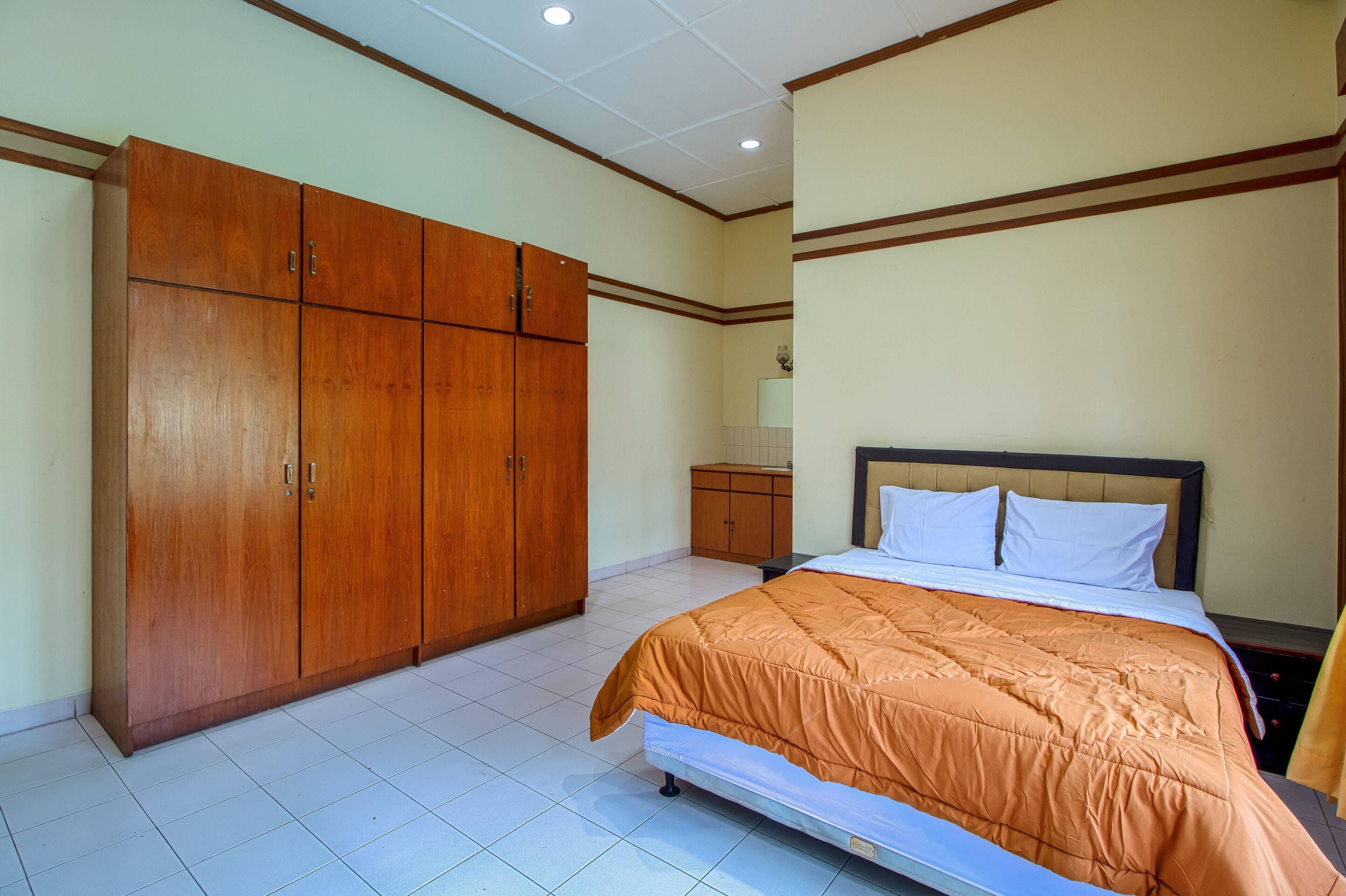 Tobana Pejaten House