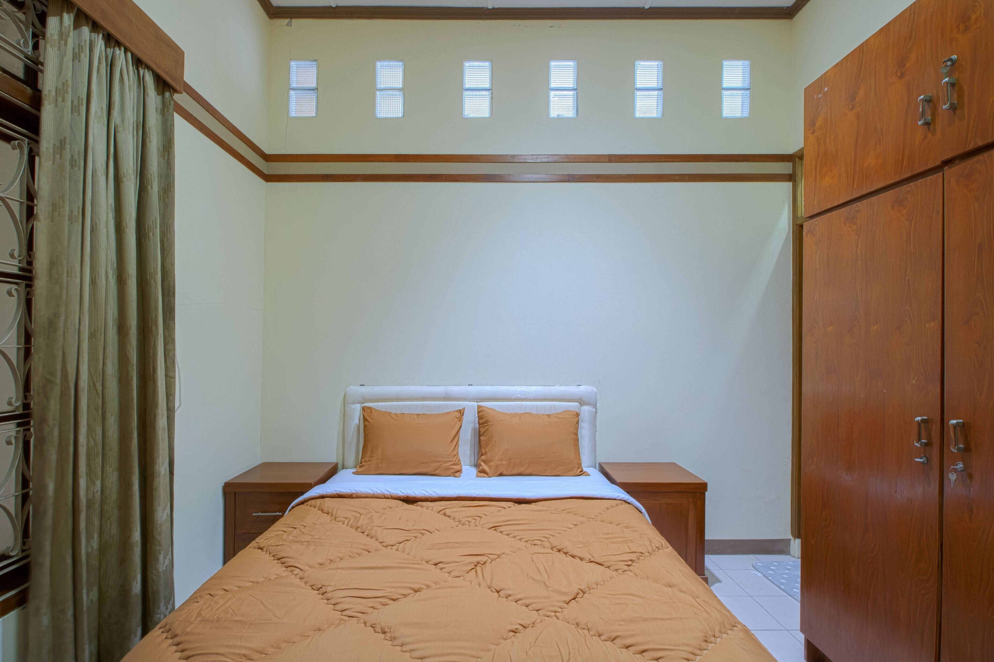 Tobana Pejaten House