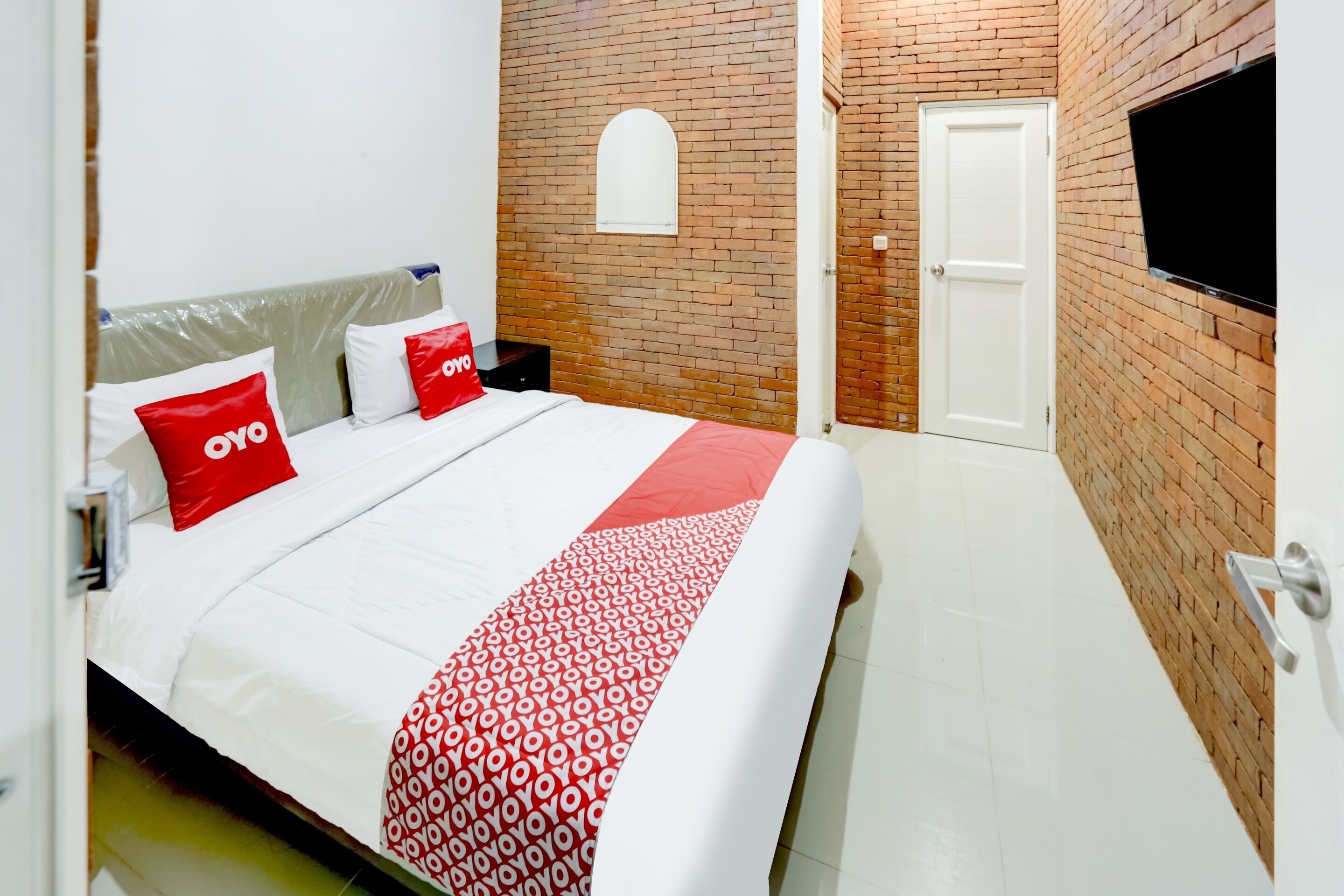 Tobana Pejaten House by OYO