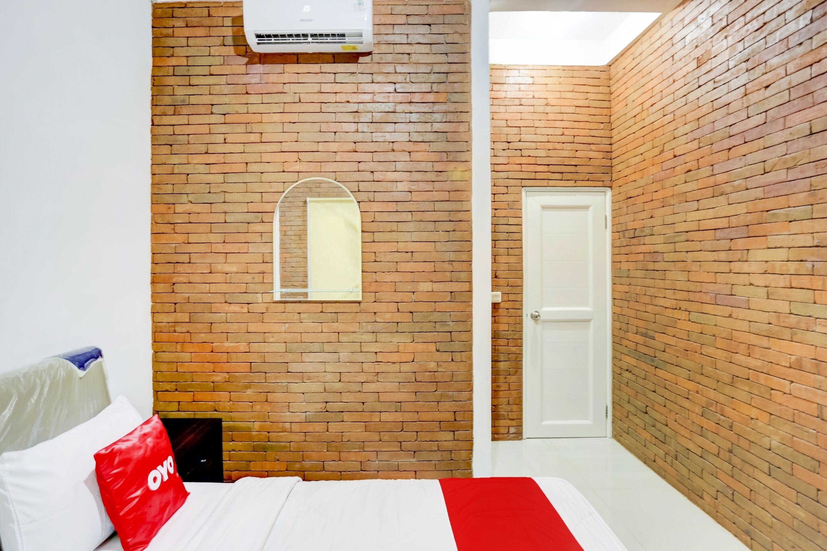 Tobana Pejaten House by OYO