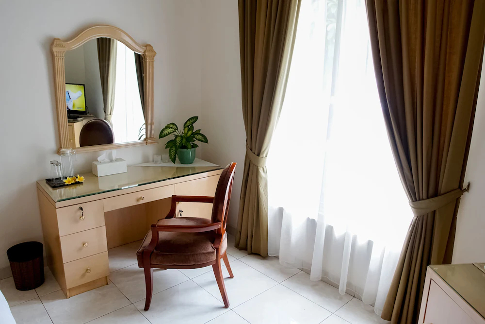 Topaz Guest House