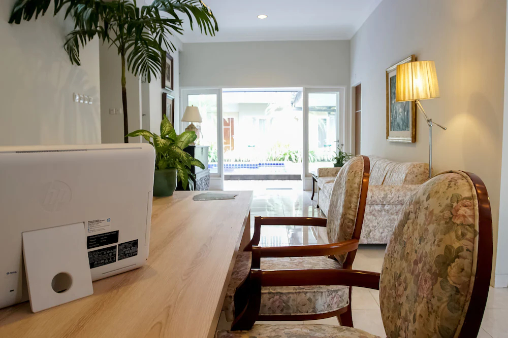 Topaz Guest House