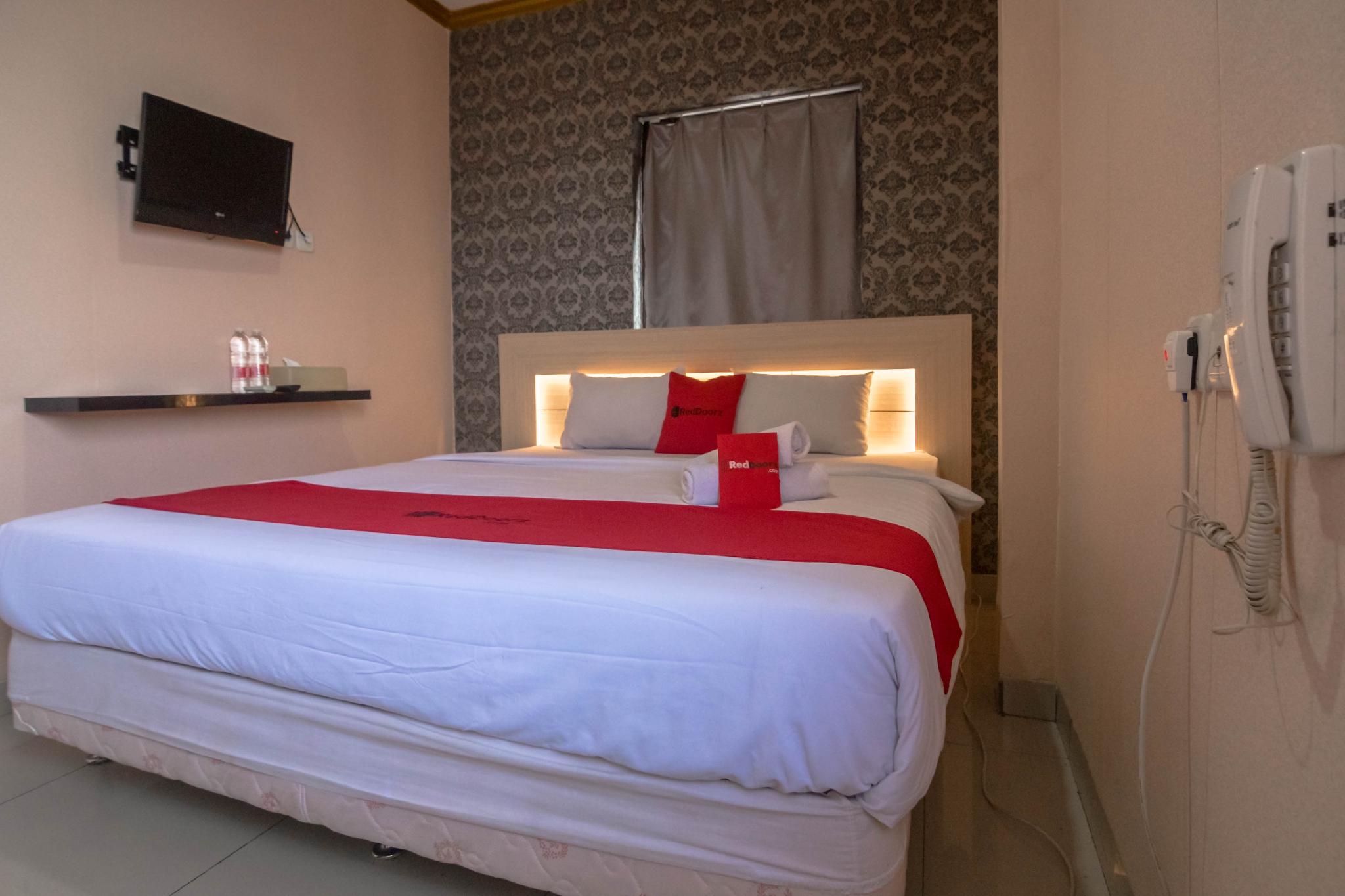 Trend Hotel By RedDoorz