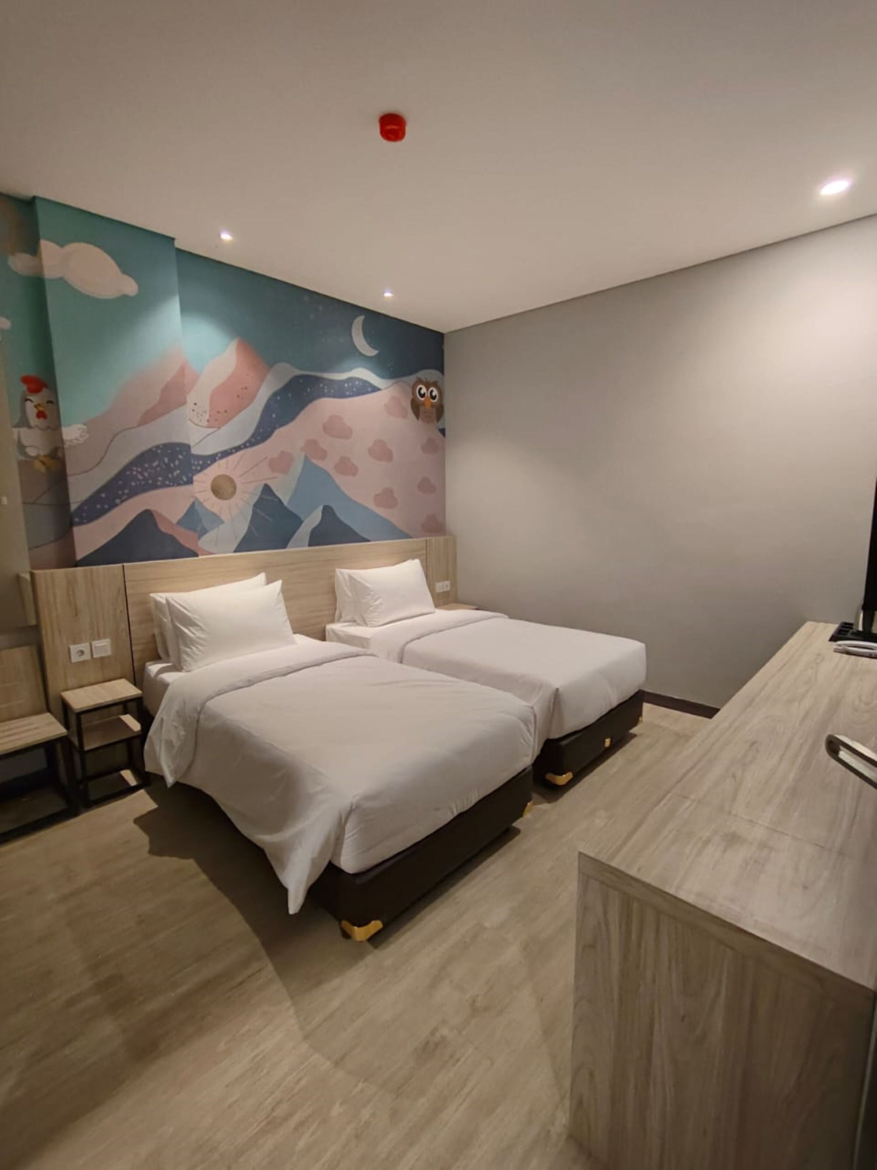 True Blue Sanno Pluit