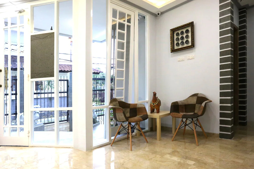 Urbanest Inn House TB Simatupang