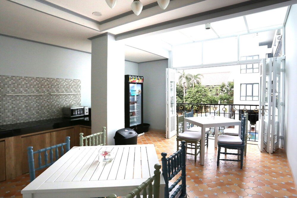 Urbanest Inn House TB Simatupang