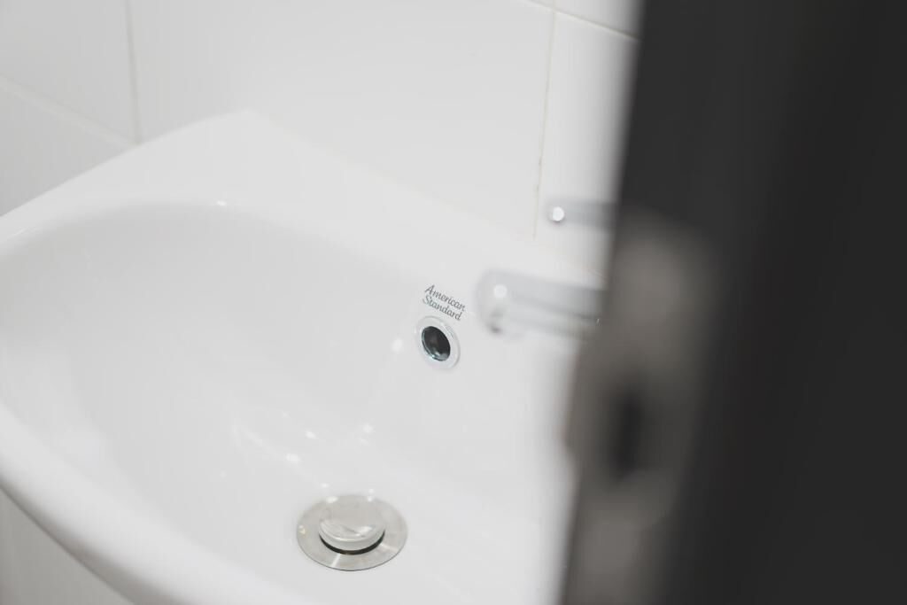 Cove Urooms Panglima Polim