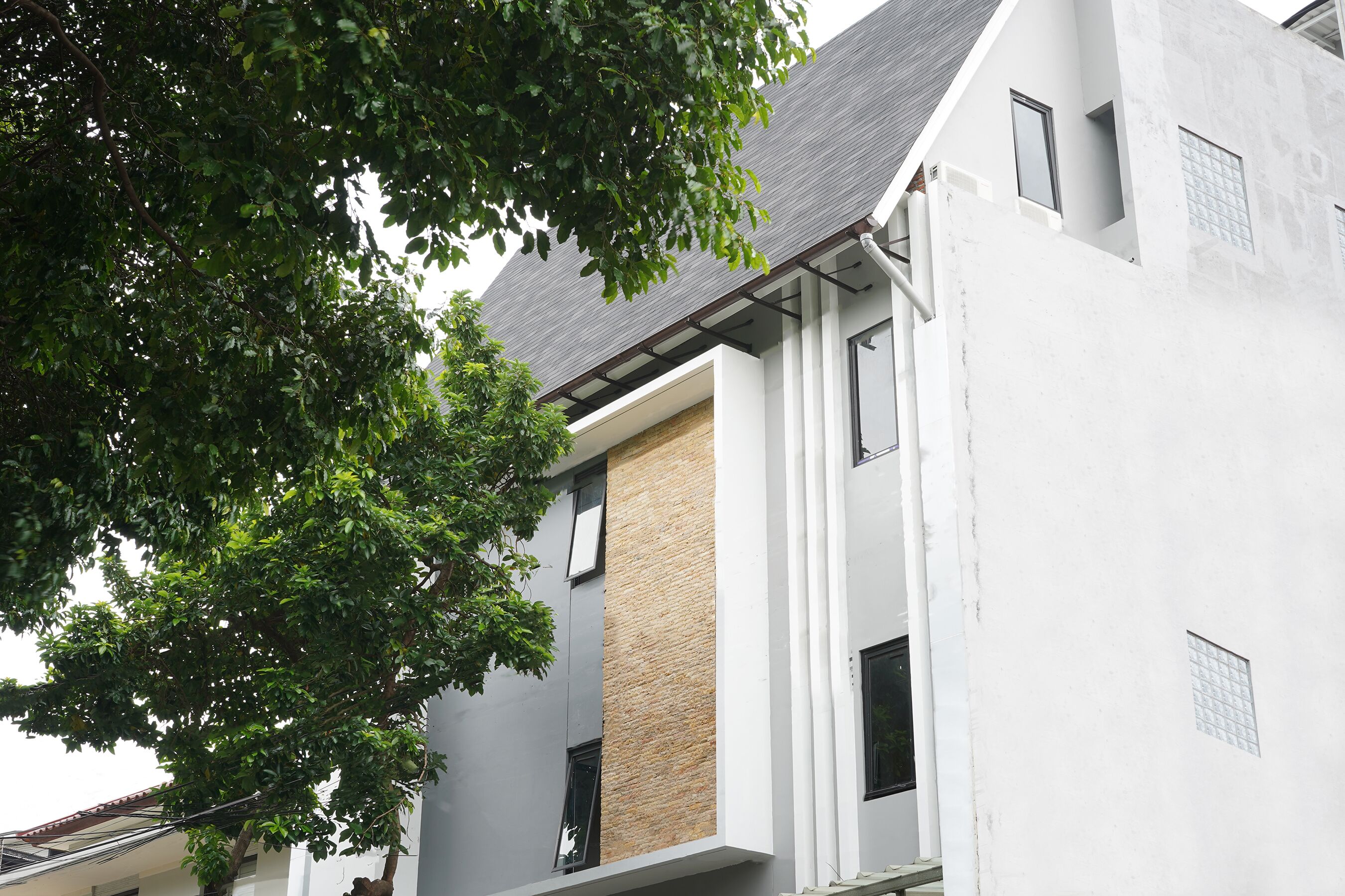 Cove Urooms Panglima Polim