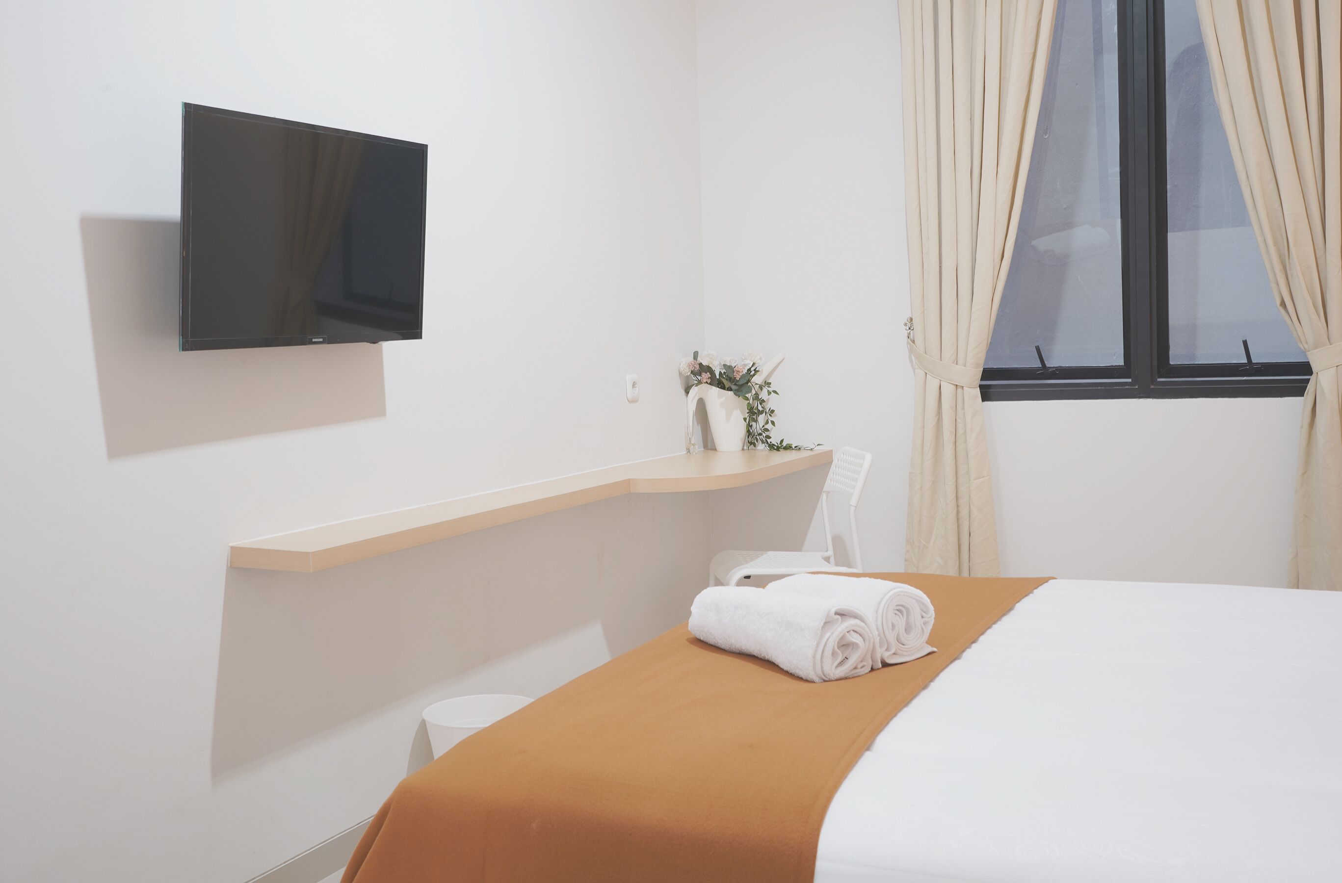 Cove Urooms Panglima Polim